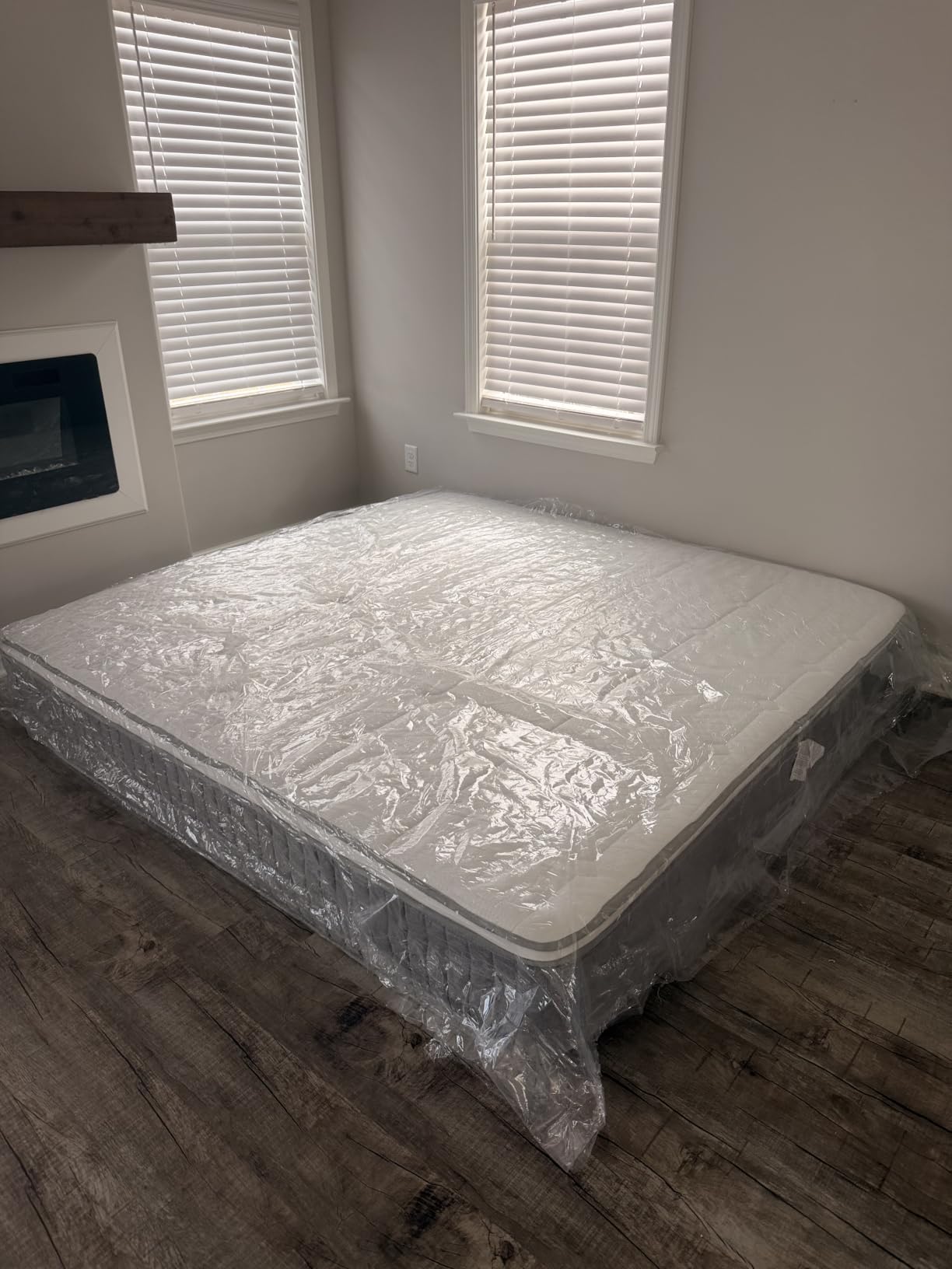 Novilla Queen Mattress 10 Inch,Hybrid Queen Size Gel Memory Foam Mattress customer photo 2