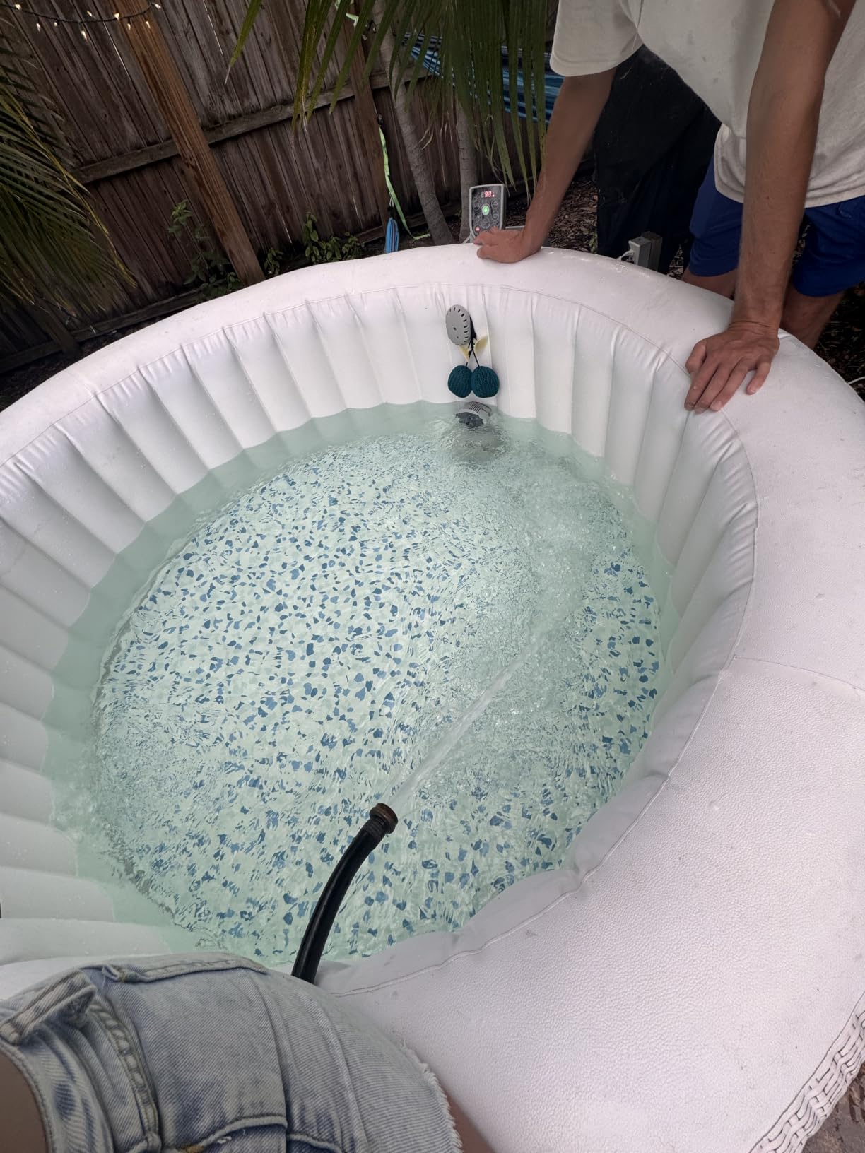 Bestway SaluSpa Cancun Energy-Efficient 2-4 Person Inflatable Hot Tub customer photo 1