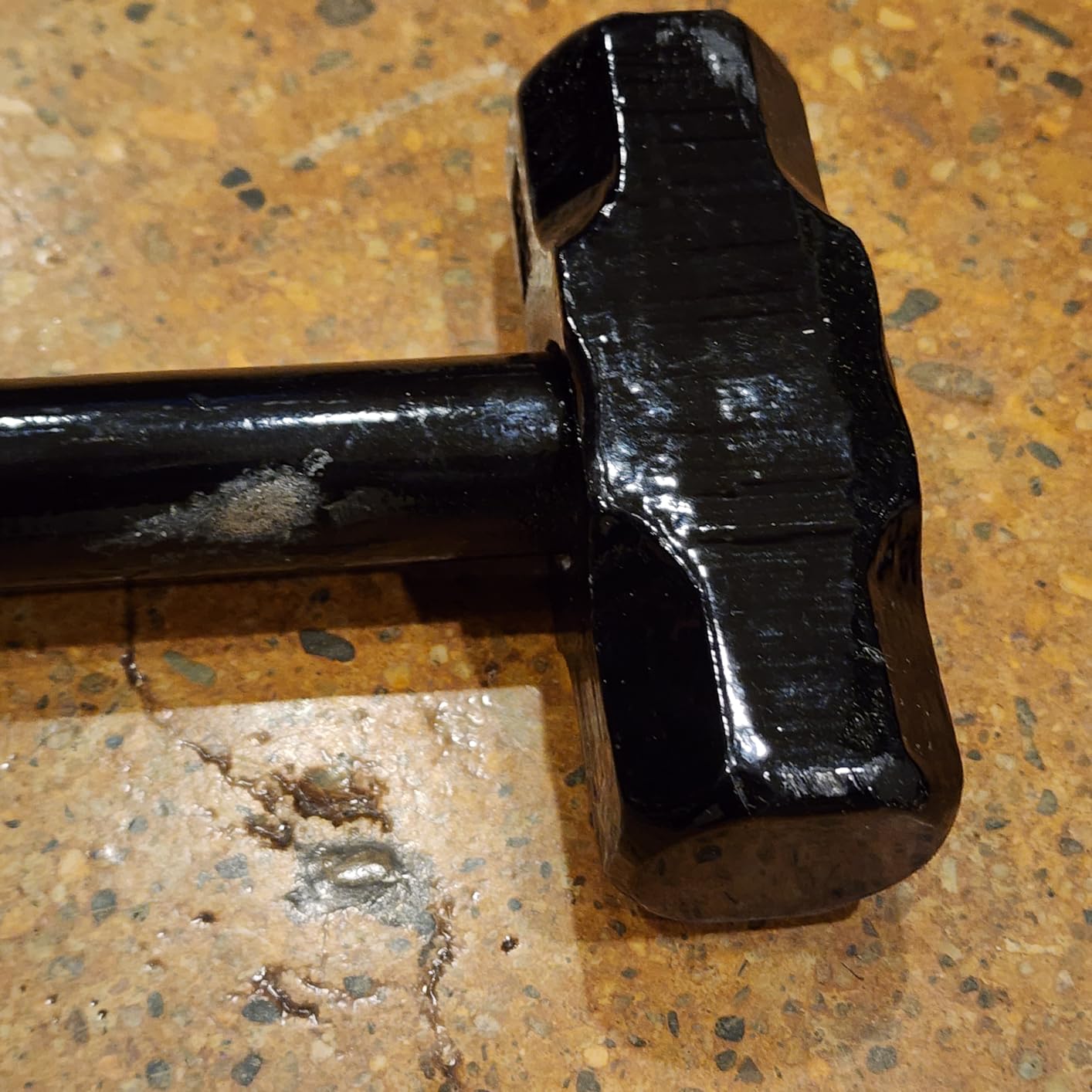 Cast Iron Kindling Splitter with 3Lbs Sledge Hammer,Medium-Sized customer photo 2