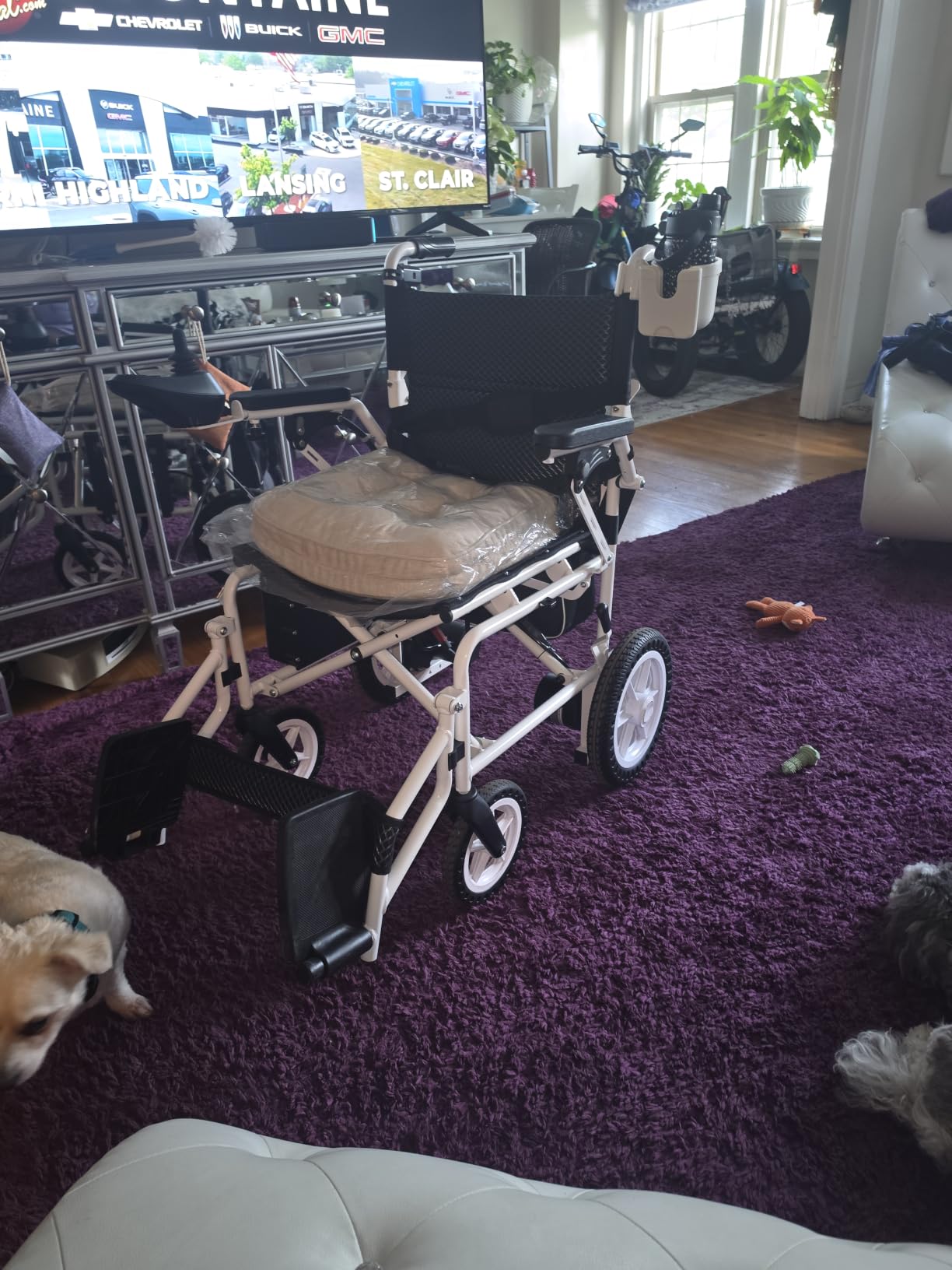 [2026 Upgrade] Hassky Electric Wheelchair for Adults Foldable, 15 Miles Range Motorized Wheelchair, All Terrain Power Wheelchairs for Seniors Supports Up to 350 lbs Black customer photo 2