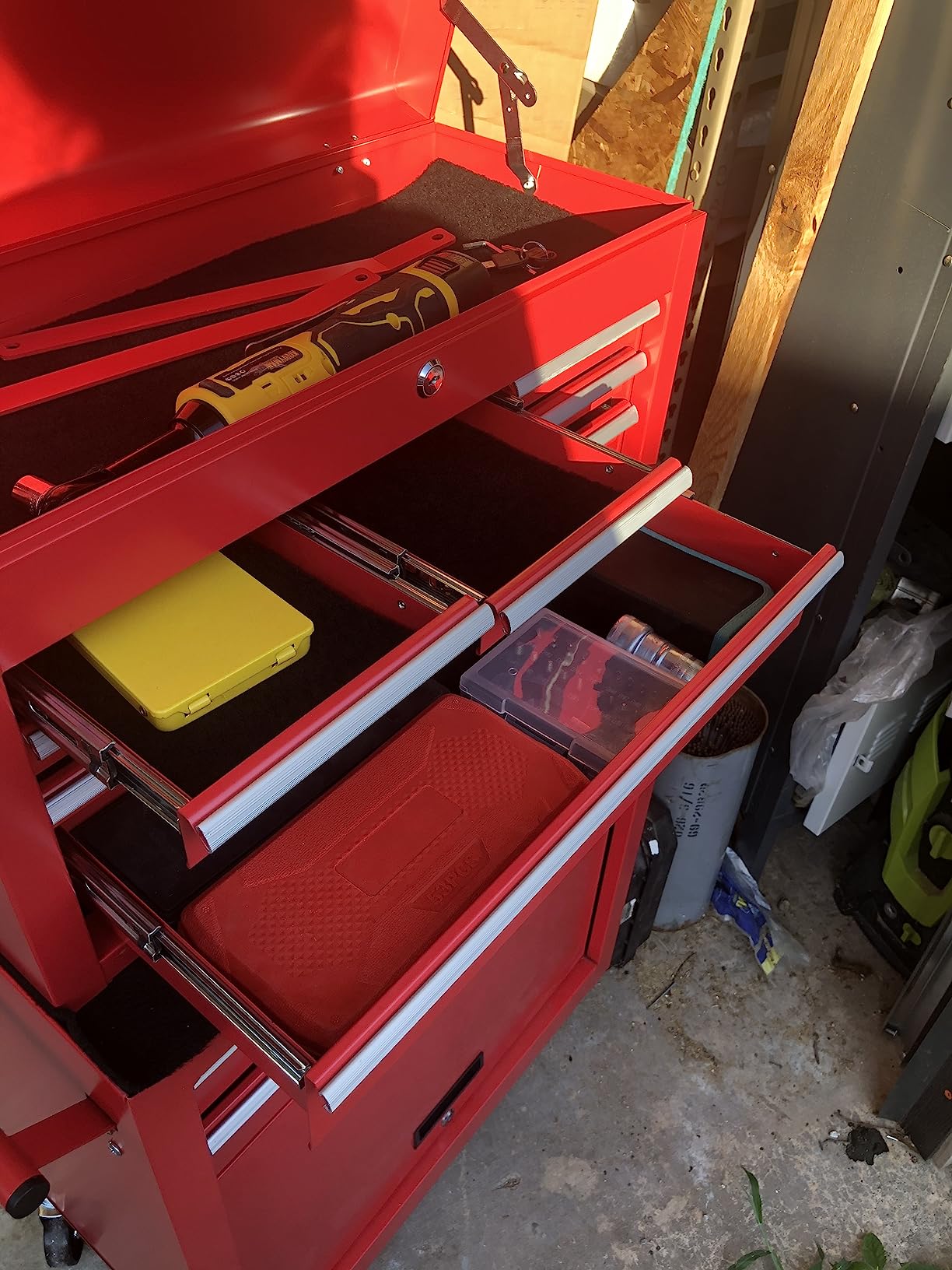 INTERGREAT Rolling Tool Chest with Wheels and 5 Drawers, Detachable Tool Cabinet with Lock for Garage, Locking Mechanic Tool Cart with Black Liner for Warehouse, Workshop, High Capacity customer photo 2
