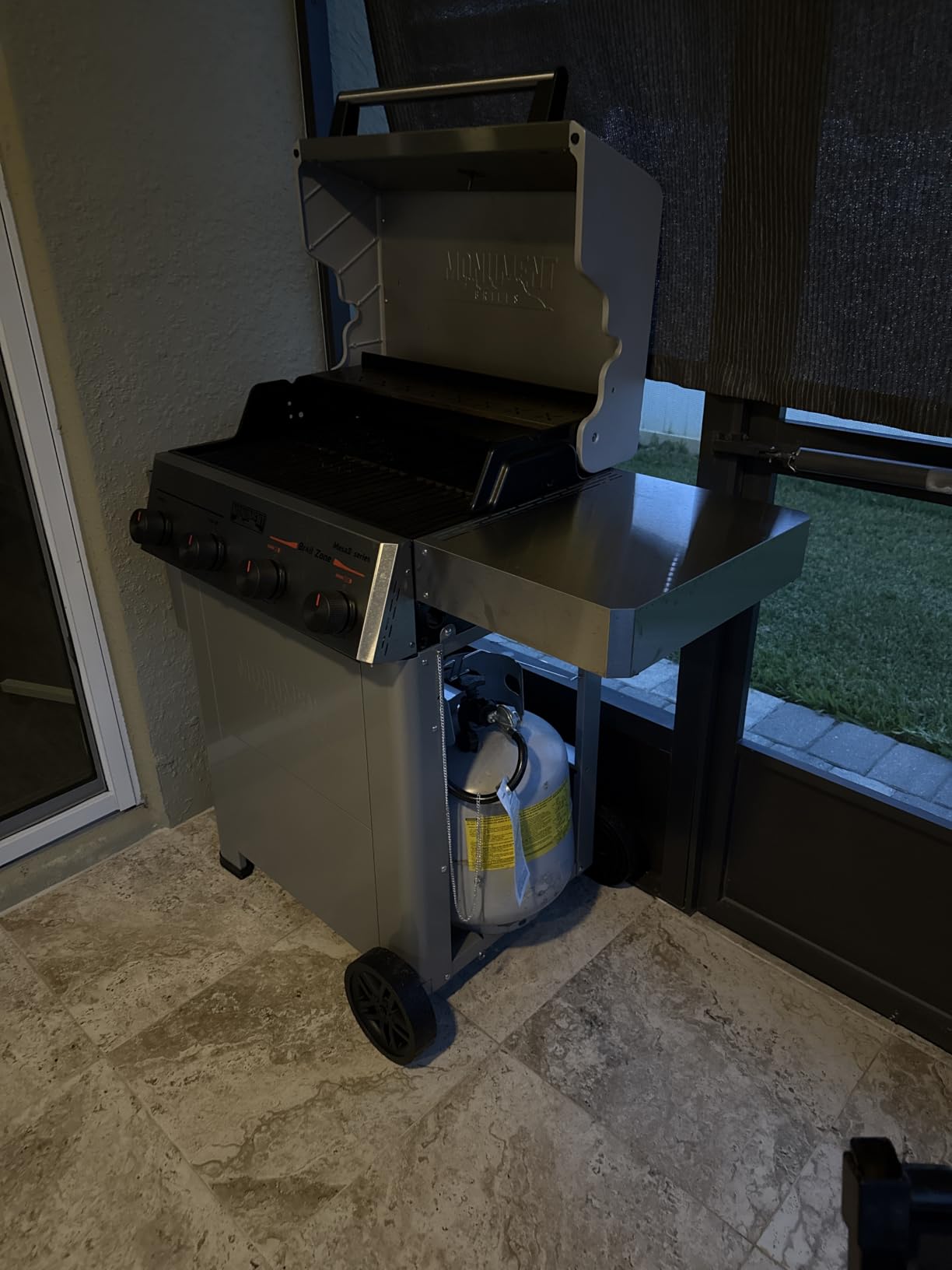 Monument Grills 4 Burner Propane Gas Grill with Advanced Broil Zone, Stainless Steel Outdoor Mesa 2 Barbecue Grill, Foldable Side Shelves, 500°F in 5 Mins, Fast Assembly, Mesa II 410FBZ customer photo 1