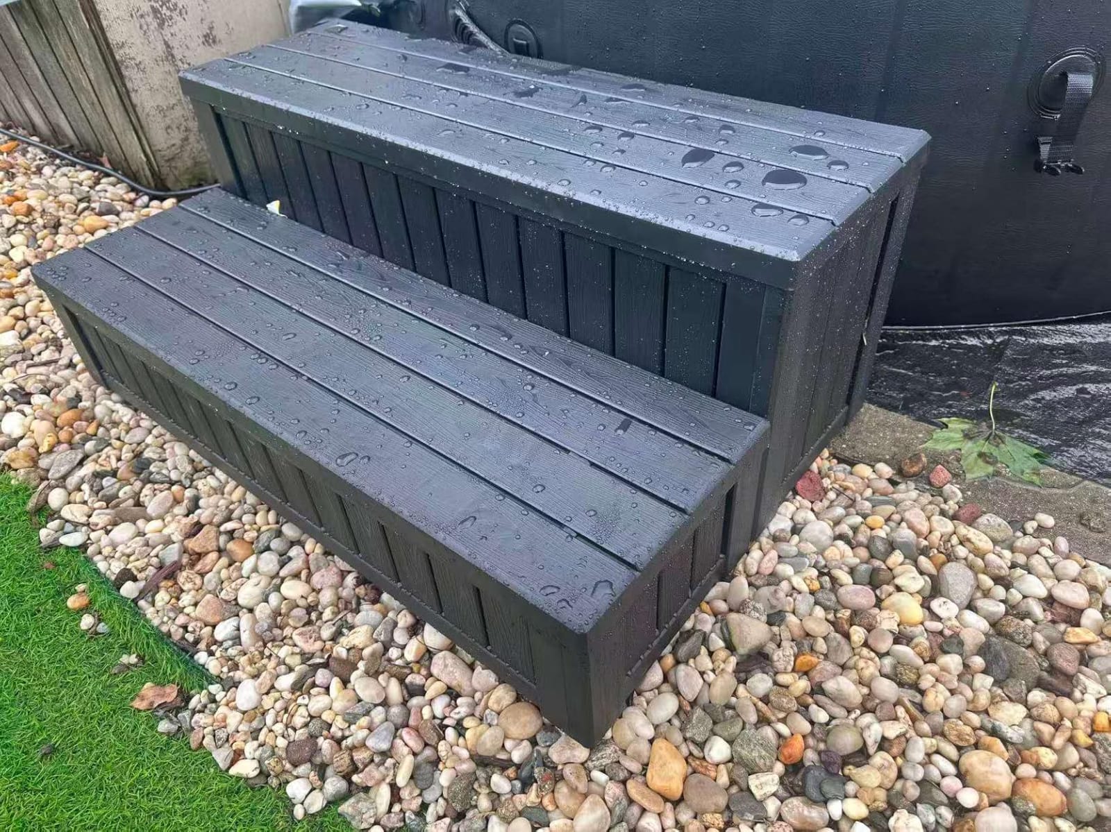 36.4‘’ Hot Tub Steps with Storage, 600‑lb Weight Capacit Spa Steps customer photo 1