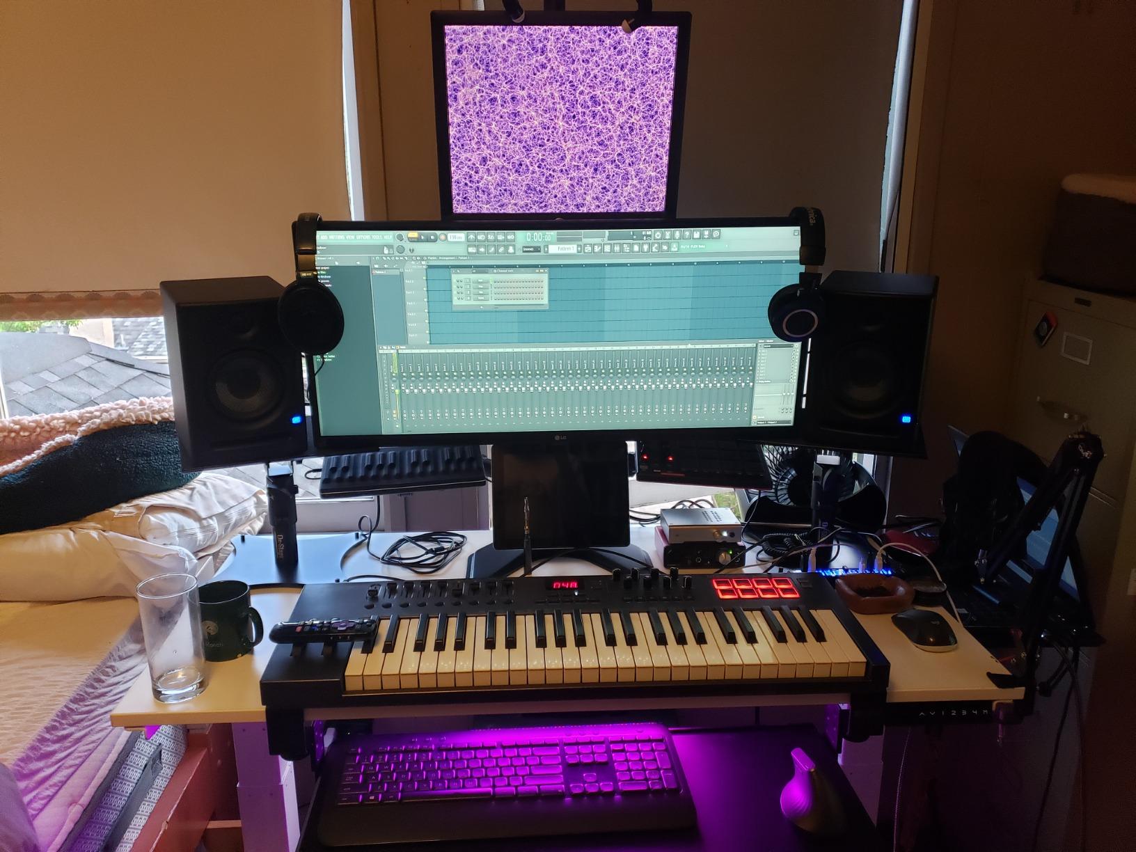 PreSonus Eris E5 Pair 2-Way 5.25” Near Field Studio Monitors customer photo 2