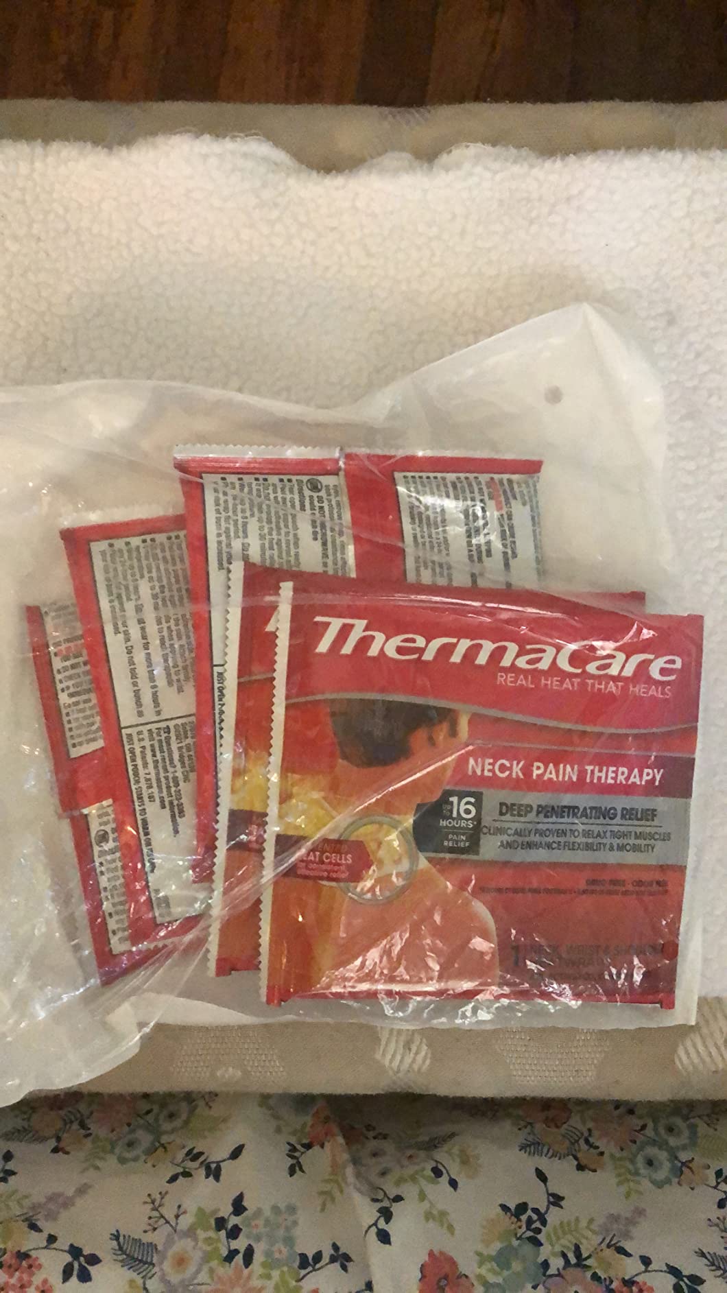 ThermaCare Heat Wraps for Neck & Shoulder Pain Relief, 11 Count customer photo 1