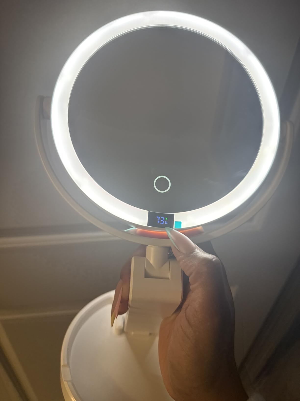 Brightown Lighted Travel Makeup Mirror,1X & 10X Magnification,3 Light Modes customer photo 2