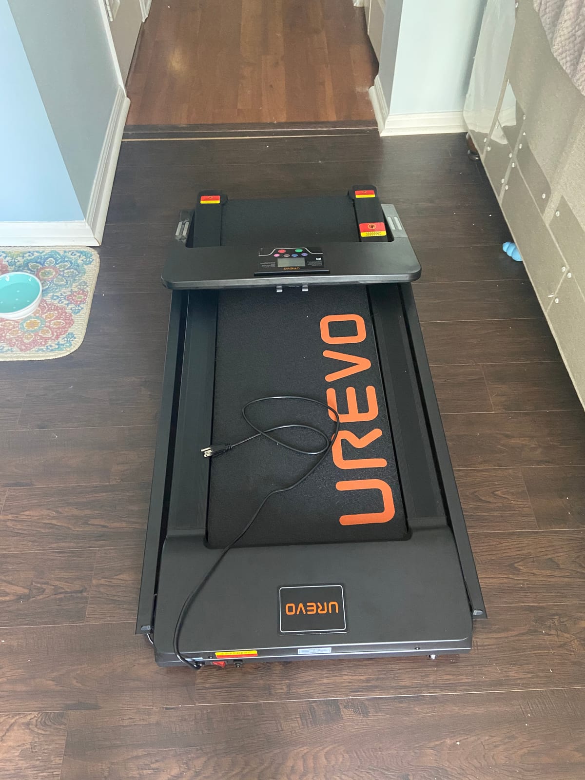 UREVO CyberPad Smart Walking Pad with 14% Auto Incline, Brushless Motorized Under Desk Treadmill for Home Office Fitness, Elegant Speed Lights, Spacious Surface, Digital Controller, AI-Powered App customer photo 1