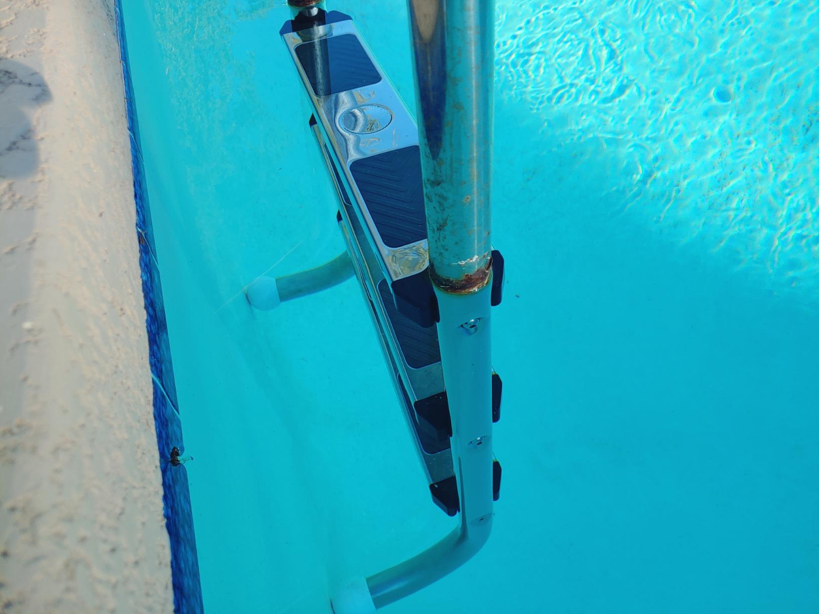 Goplus Swimming Pool Ladder, 3-Step/4-Step In-Ground Stainless Steel Step for Indoor/Outdoor Pool, Heavy Duty Non-Slip Ladder, Easy Assembly customer photo 2