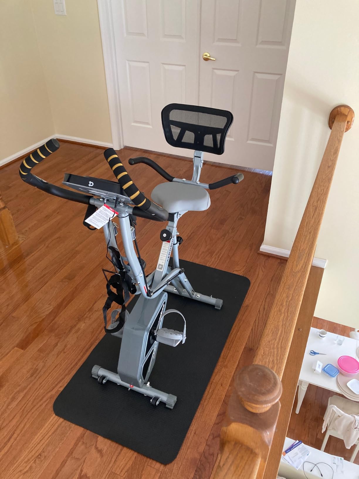 pooboo Folding Magnetic X‑Bike, Upright Exercise Bike for Home Gym customer photo 1