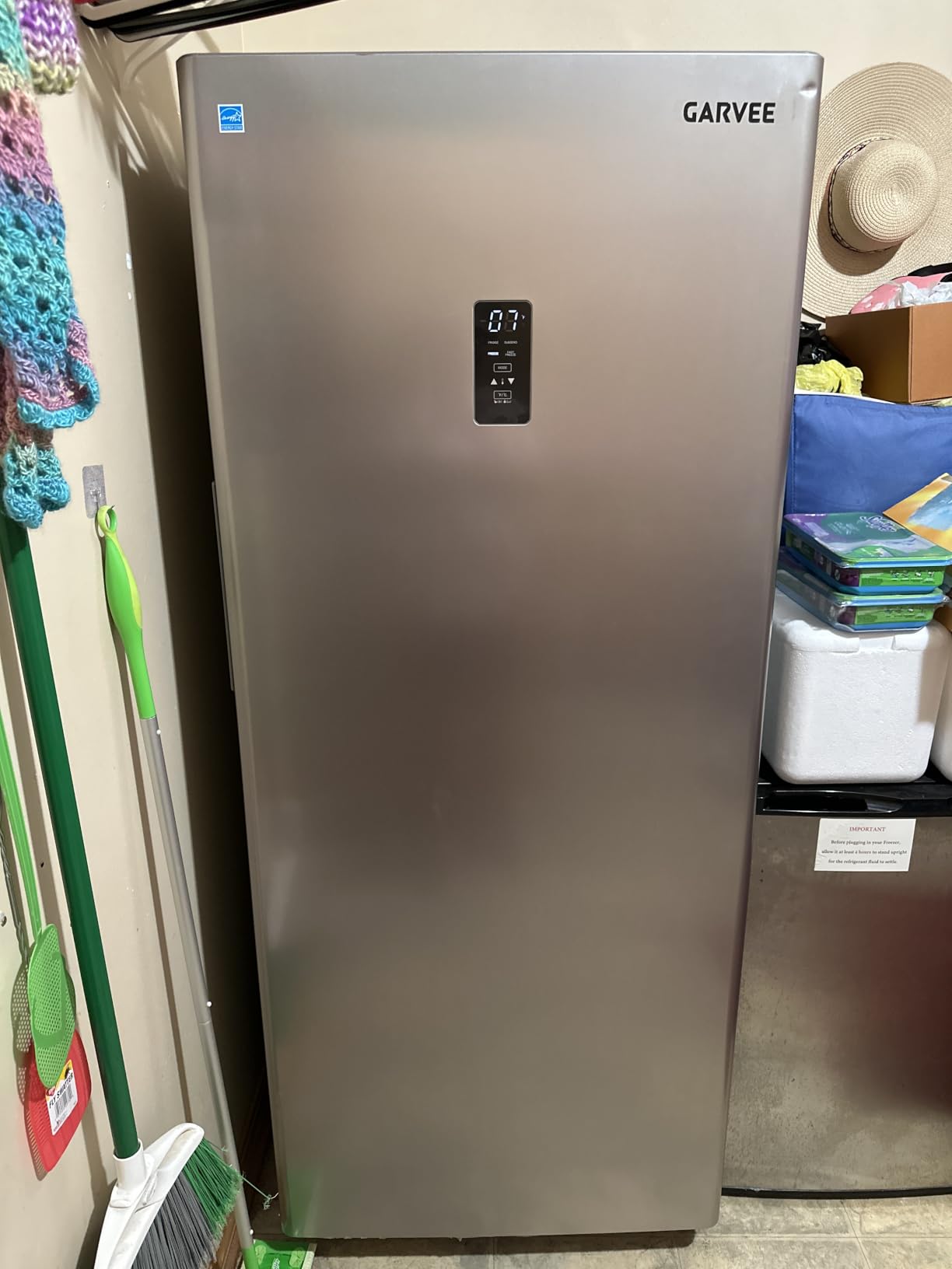 11 Cu.Ft Upright Freezer, Single Door Stand Up Freezer with Adjustable Shelves, Mechanical Temperature Control, Freestanding Deep Freezer for Garage, Kitchen, Home Use customer photo 1