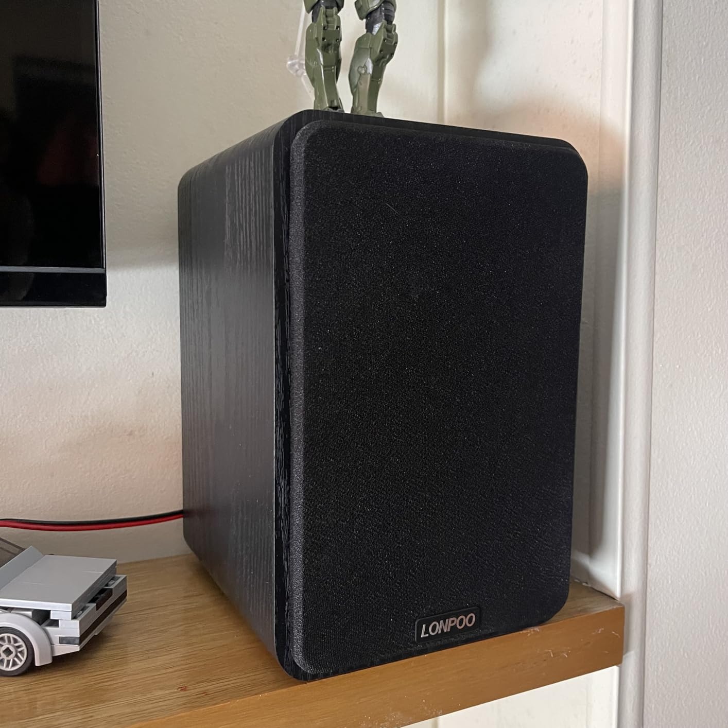 LONPOO 100W HiFi Active Bookshelf Speakers with Bluetooth customer photo 2