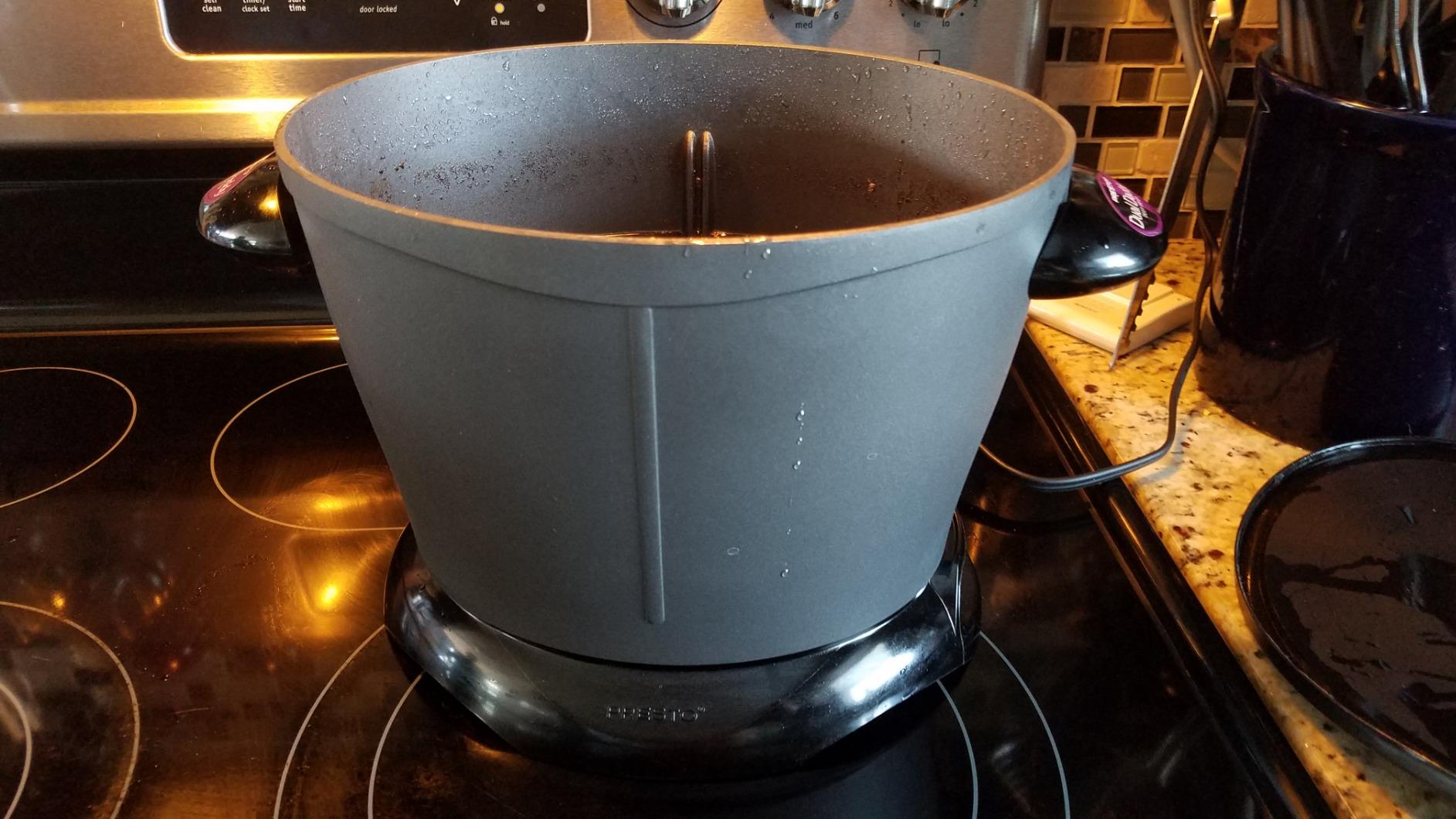 Presto 05450 DualDaddy Electric Deep Fryer customer photo 2