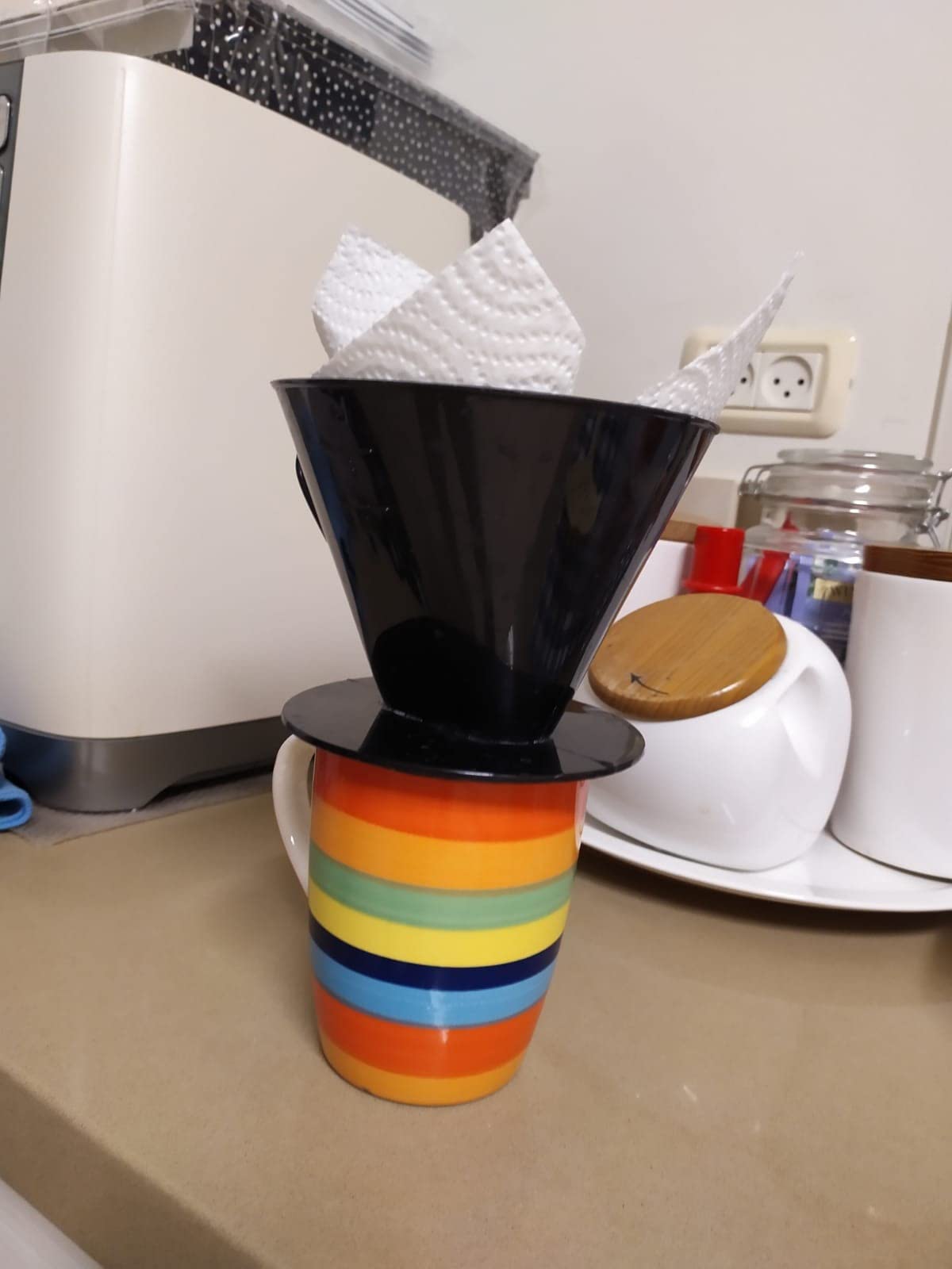 Westmark Pour Over Coffee Dripper, Coffee Filter Cone Size 2, Reusable Plastic for Manual Brewing, Up to 2 Cups, Model 24422261 customer photo 2