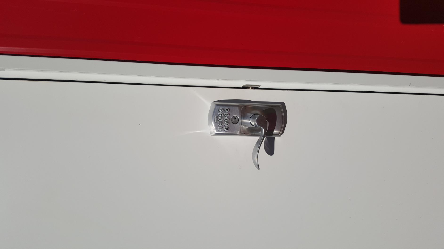 Schlage Electronic Keypad Lock, Lever Handle, Camelot Trim, Satin Chrome customer photo 1