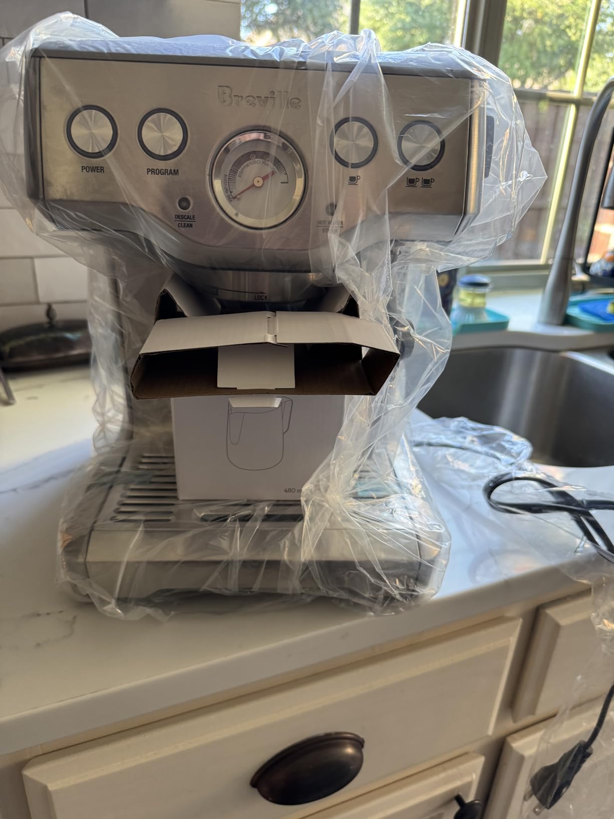 Breville BES840XL Infuser Espresso Machine, Brushed Stainless Steel customer photo 1
