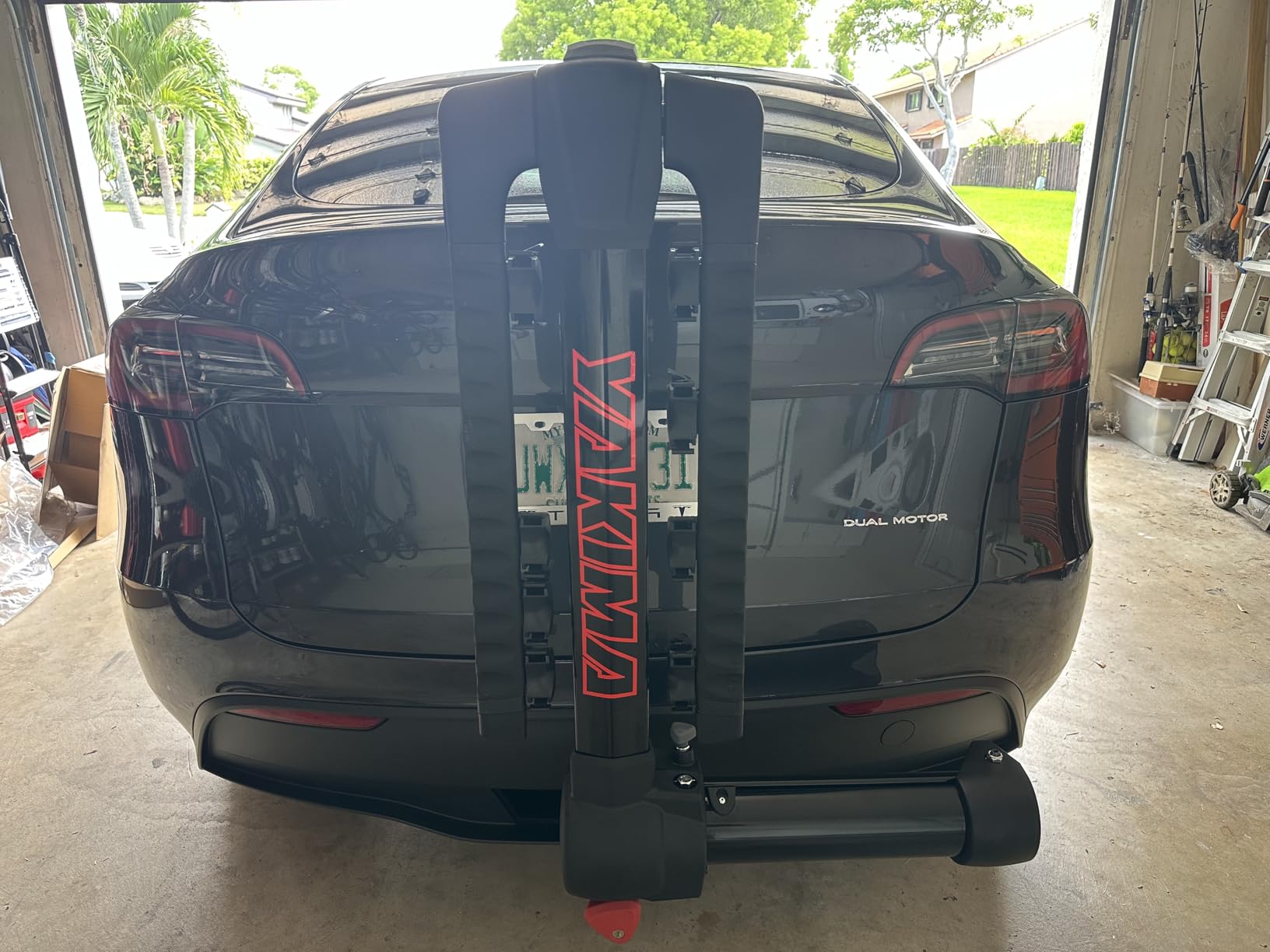Yakima FullSwing 4 Swing-Away Hitch Mount Bike Rack for 2 in. Hitch customer photo 1