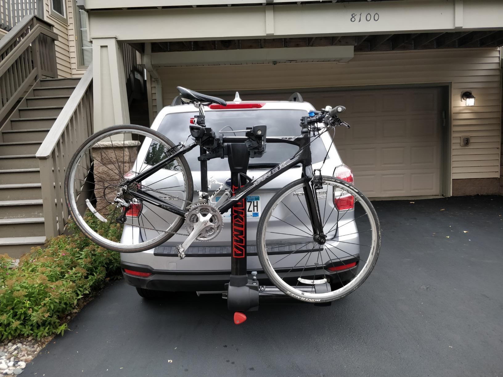Yakima FullSwing 4 Swing-Away Hitch Mount Bike Rack for 2 in. Hitch customer photo 2