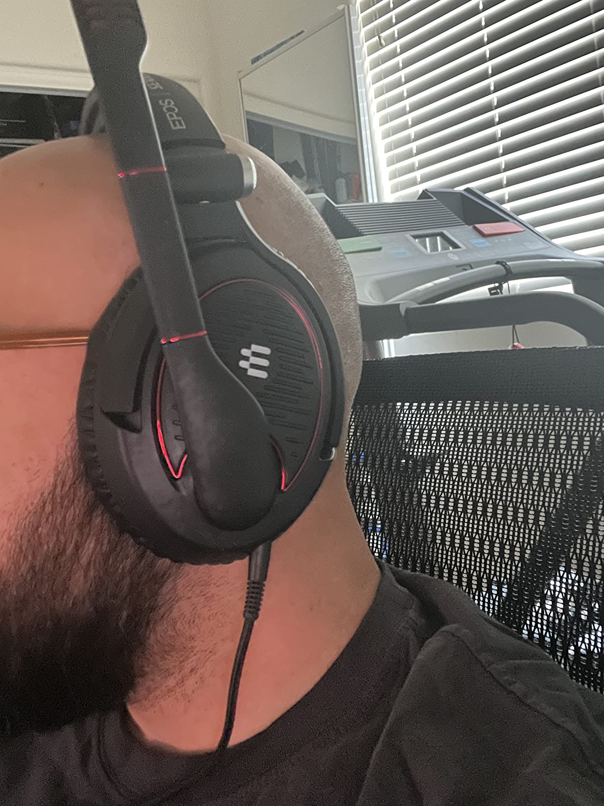 EPOS I SENNHEISER GAME ZERO Gaming Headset, Closed Acoustic with Noise Cancelling Microphone, Foldable, Flip-to-mute, Ligthweight, PC, Mac, Xbox One, PS4, Nintendo Switch, and Smartphone compatible. customer photo 1