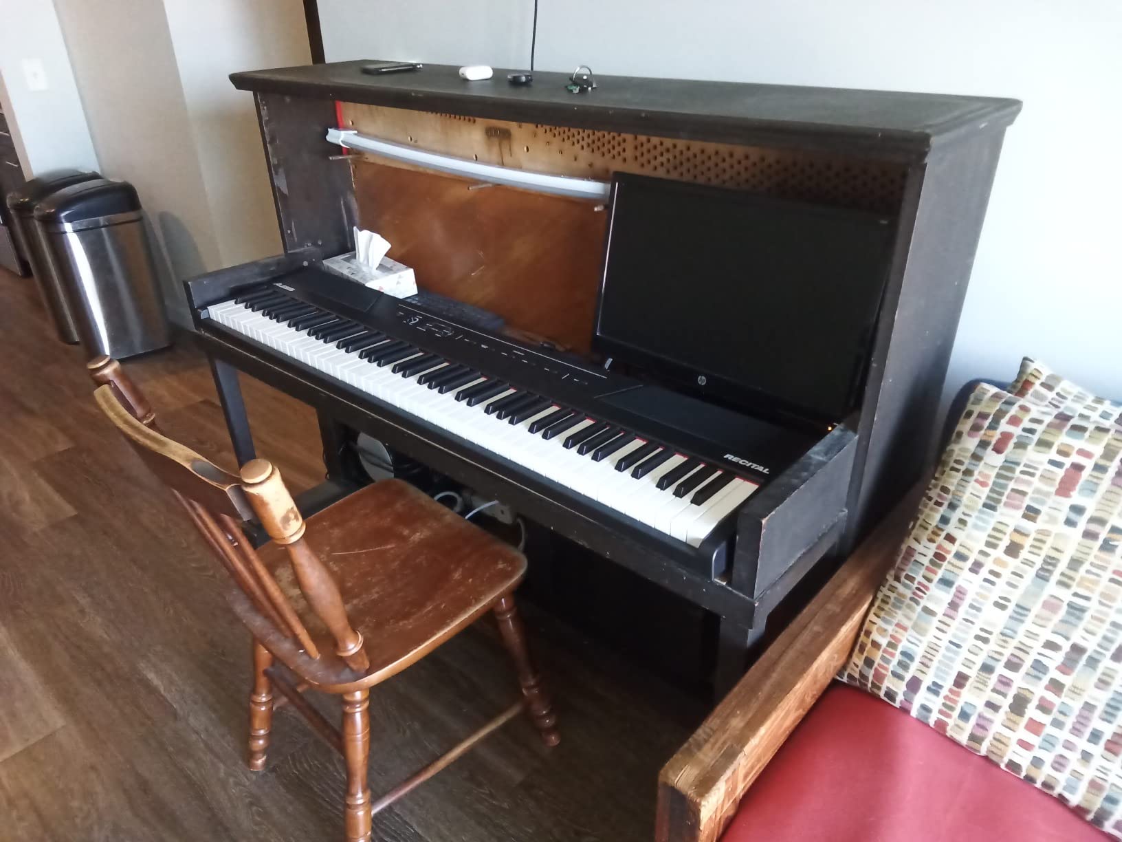 Alesis Recital Digital Piano 88-Key Semi-Weighted customer photo 2