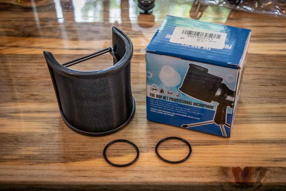 Pop Filter,PEMOTech [Upgraded Three Layers] Metal Mesh & Foam & Etamine Layer Microphone Windscreen Cover Handheld Mic Shield Mask,Microphone Accessories for Vocal Recording,Youtube videos,Streaming customer photo 2