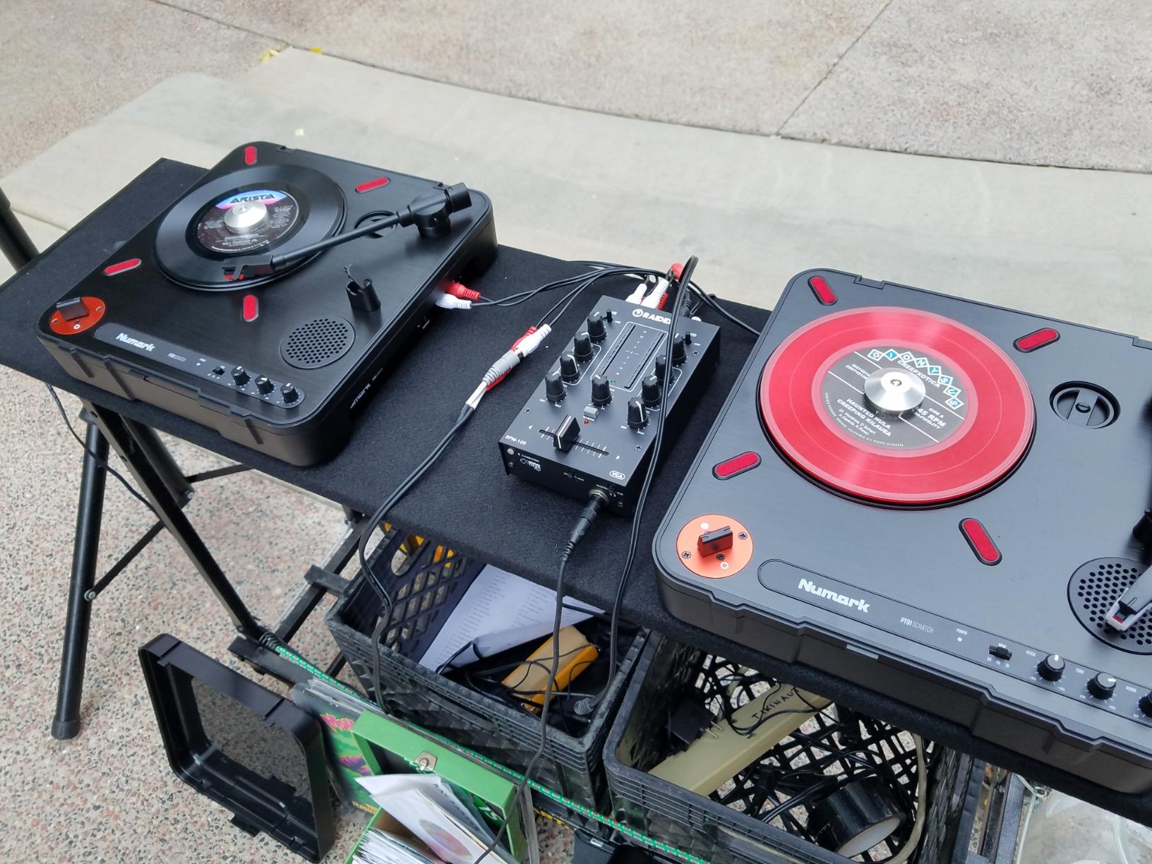 Numark PT01 Scratch Portable DJ Turntable customer photo 2