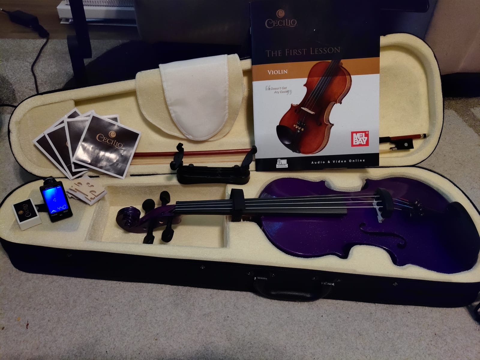 Mendini By Cecilio Violin 4/4 Full Size For Beginners - Fiddle Solidwood Kit with Hard Case - Acoustic Violins with Bow, Rosin, Tuner, Extra Strings & Bridge, Shoulder Rest and Lesson Book customer photo 2