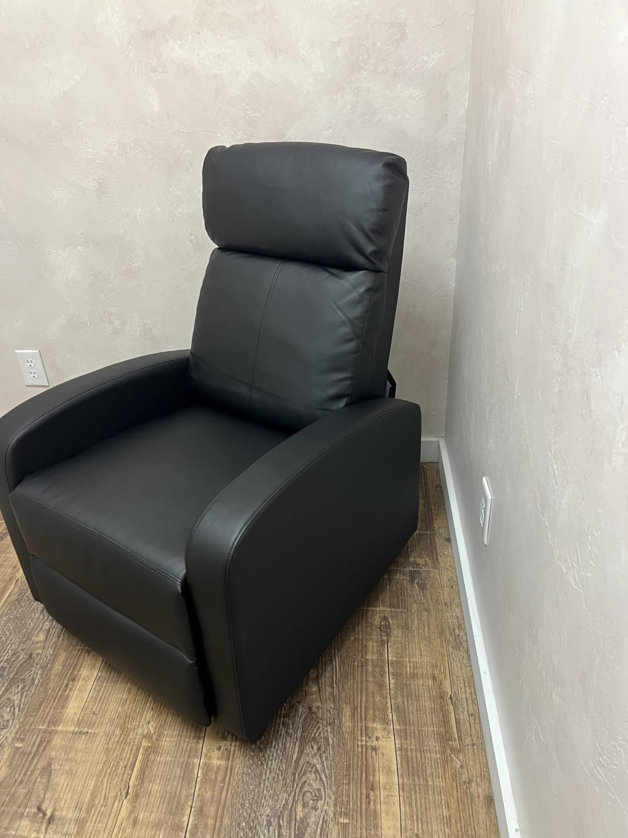 BestMassage Recliner Chair No Massage Function | Leather Black customer photo 1