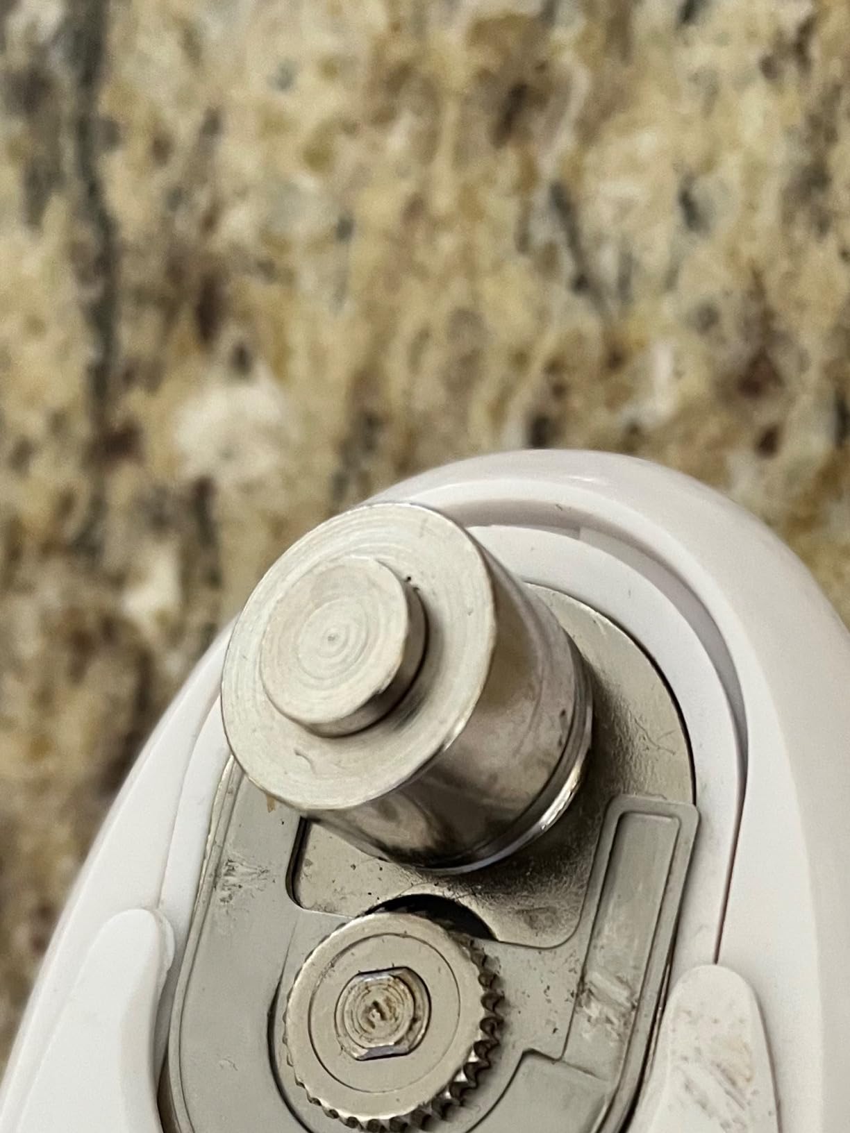 Kitchen Mama Auto Electric Can Opener, Battery Operated, Red customer photo 2