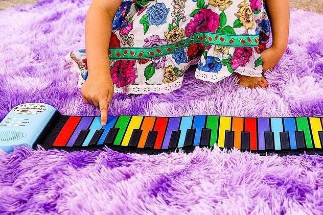 PicassoTiles Electronic Piano 49Key Flexible Roll-Up Keyboard with Recording Feature 8 Tones 6 Demo Songs Built-in Speaker Educational Music Toy for Kids Toddlers Boys Girls Rainbow Color Design PT49 customer photo 1