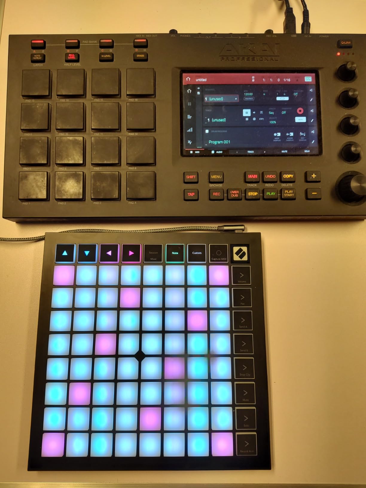 Novation Launchpad X MIDI USB Grid Controller customer photo 2