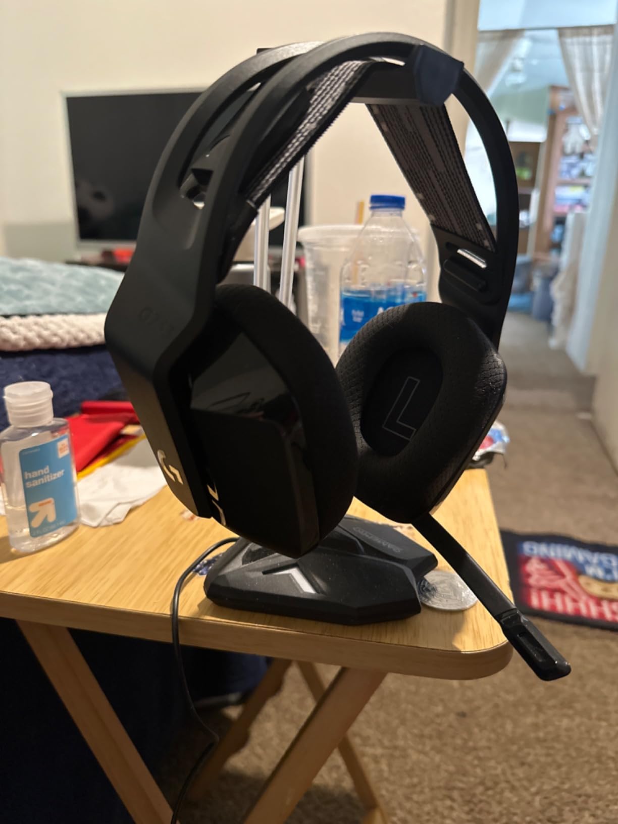 Logitech G733 Lightspeed Wireless Gaming Headset - White customer photo 1