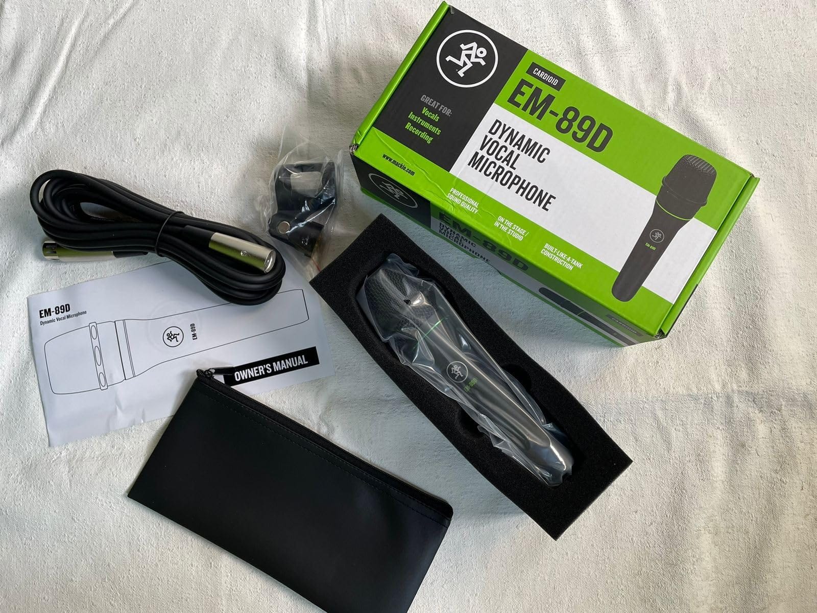 Mackie EM-Series, Dynamic Vocal Microphone (EM-89D) customer photo 2