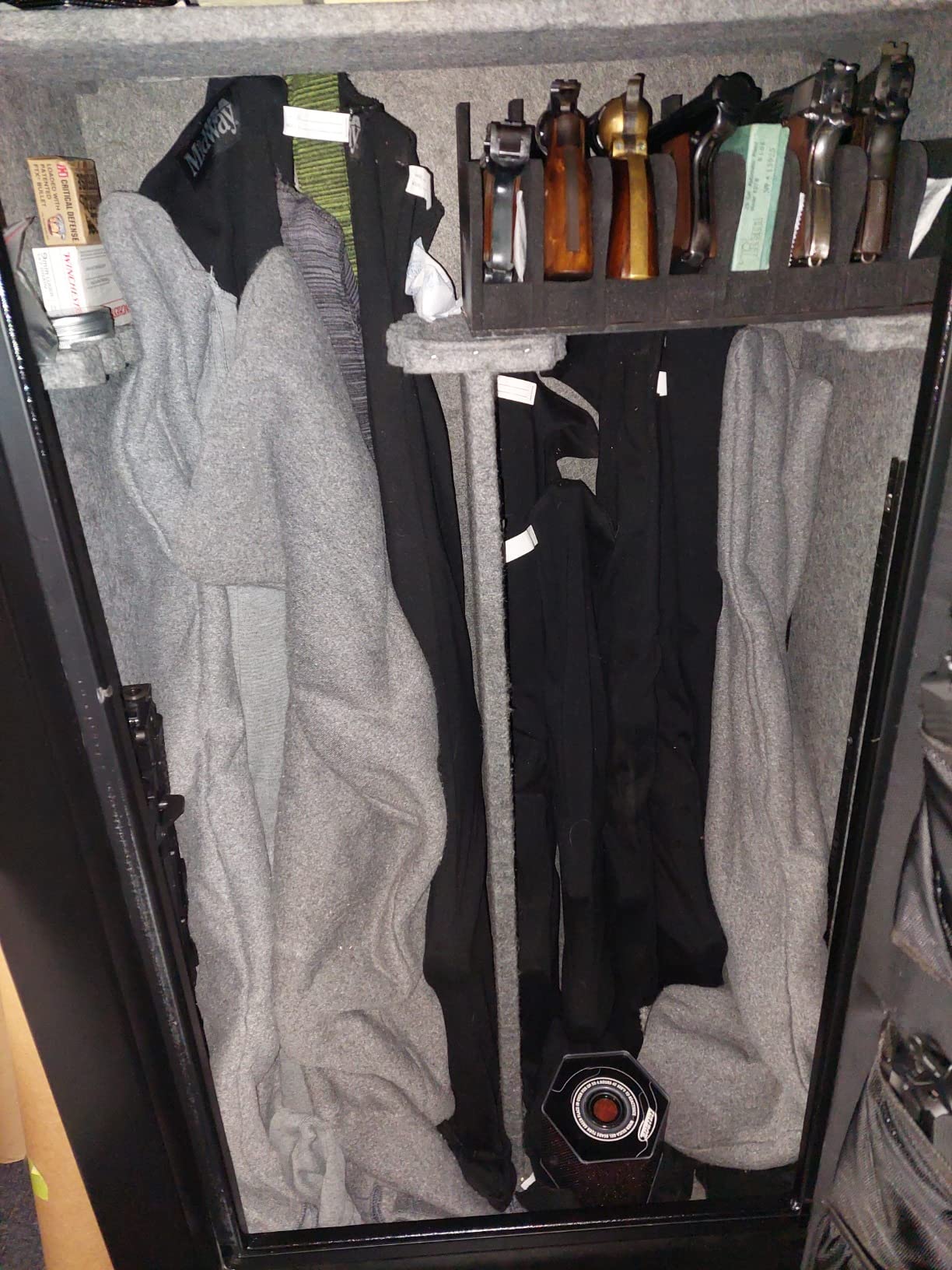 Kodiak Gun Safe for Rifles & Pistols, 42 Gun Safe, KBX5629 by Rhino Metals customer photo 1