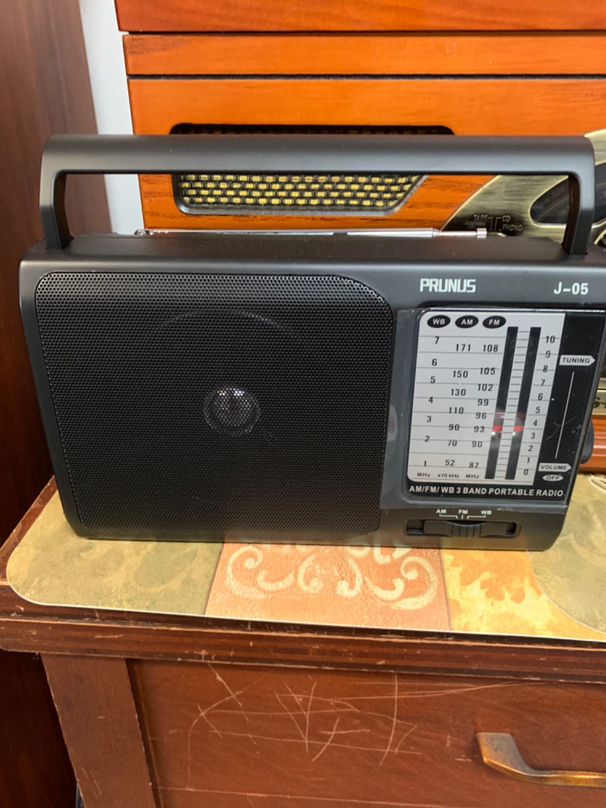 NOAA Weather AM FM Portable Radio, 3 D Batteries or AC Adapter Powered customer photo 1