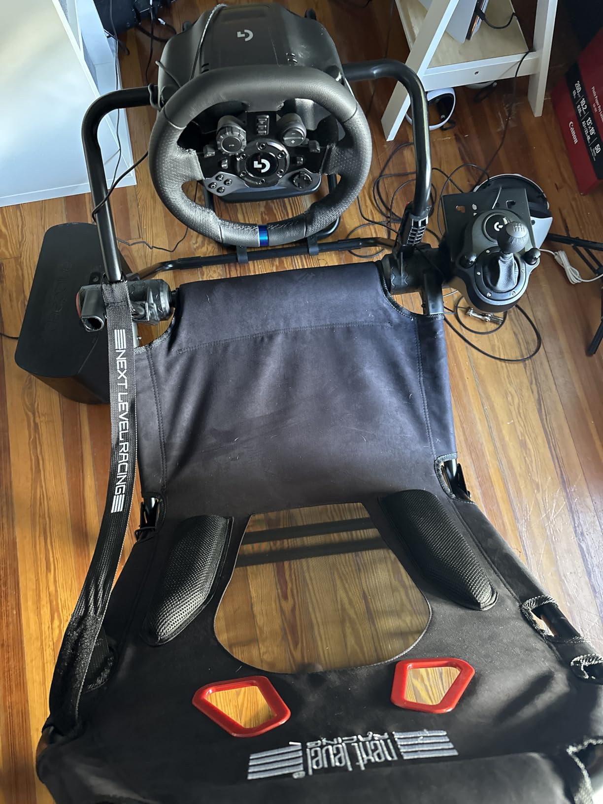 Next Level Racing GT Lite Foldable Simulator Cockpit (NLR-S021) customer photo 1