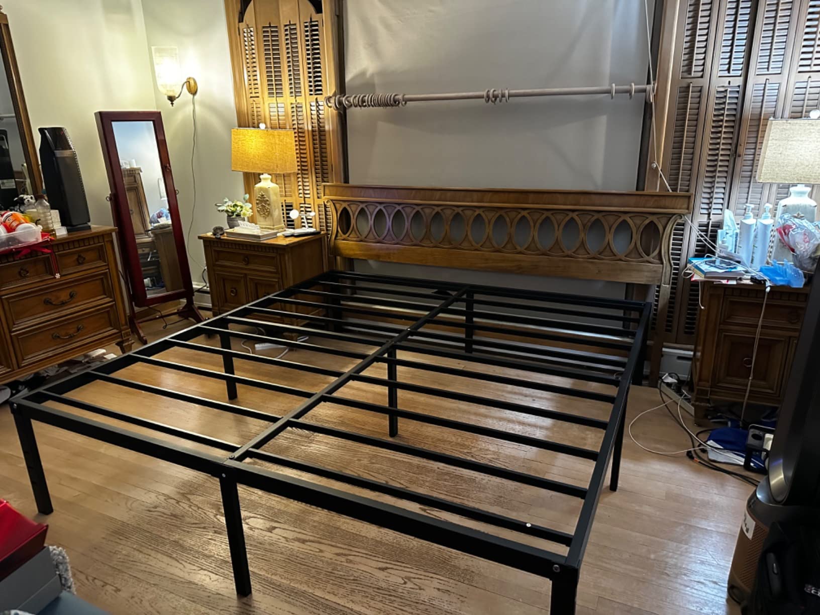 Wulanos King Size Bed Frame, 3500lbs Heavy Duty Metal Frames with Steel Slats Support 14 Inch High Platform Bedframe with Storage, No Box Spring Needed, Sturdy and Durable Noise-Free, Black customer photo 2