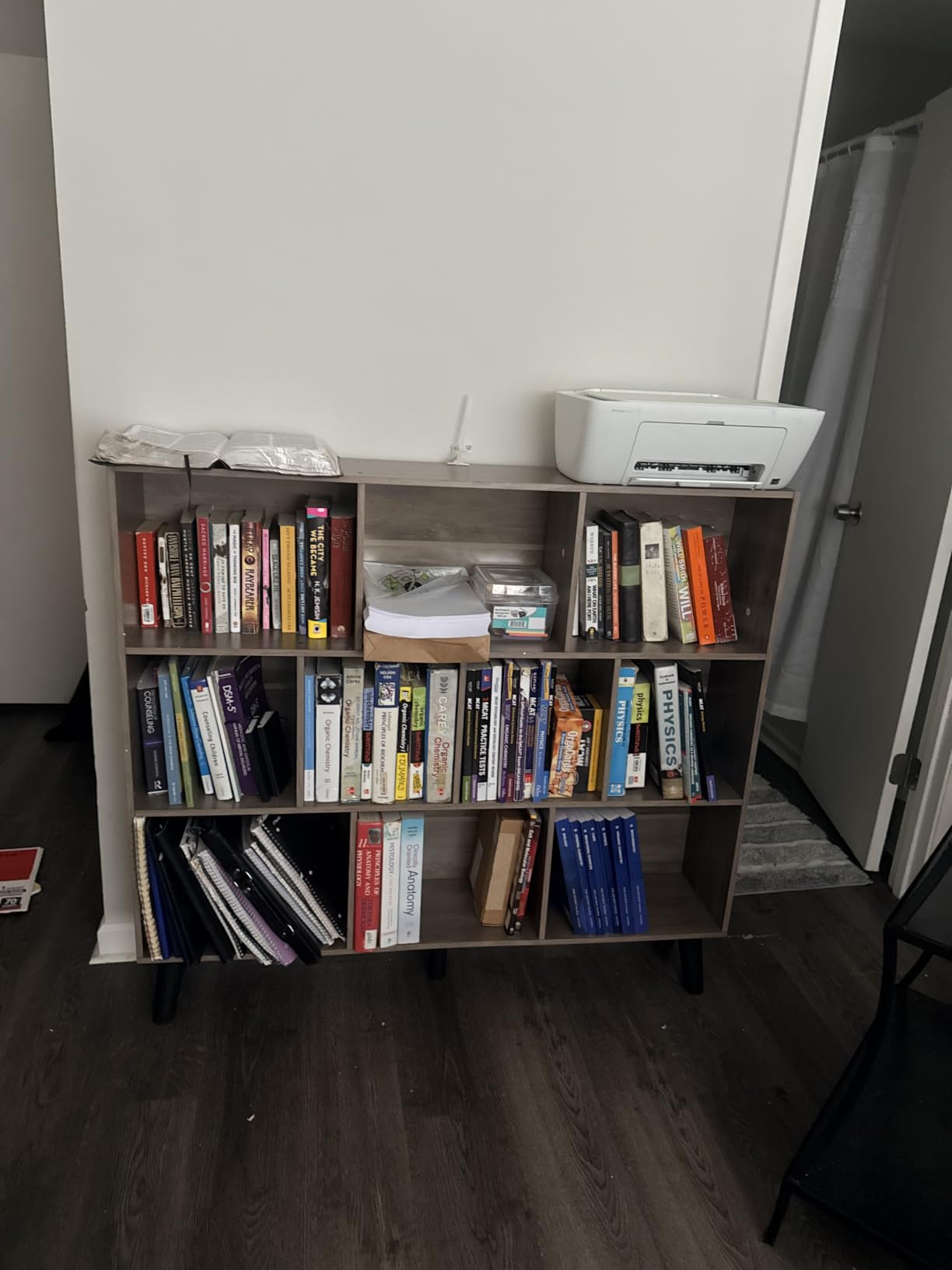 LEYAOYAO Cube Bookshelf, Mid-Century Modern Book Shelf with Legs, Brown customer photo 2