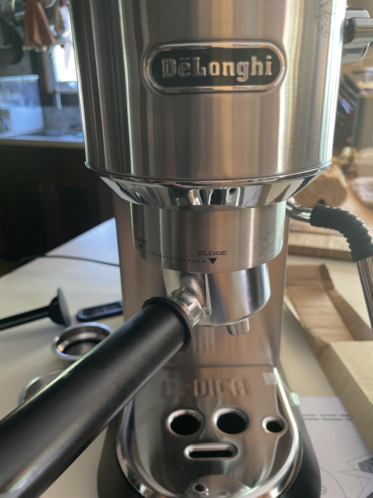 De’Longhi Dedica Arte Espresso Machine with My LatteArt Steam Wand (Milk Frother), 15-Bar Pump & 3-Level Temp Control - Compact Espresso Maker for Latte & Cappuccino - Italian Stainless Steel Design customer photo 1