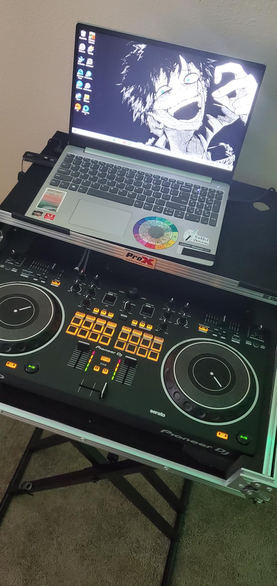 Pioneer DJ DDJ-REV1 2-deck Serato DJ Controller, Black customer photo 1