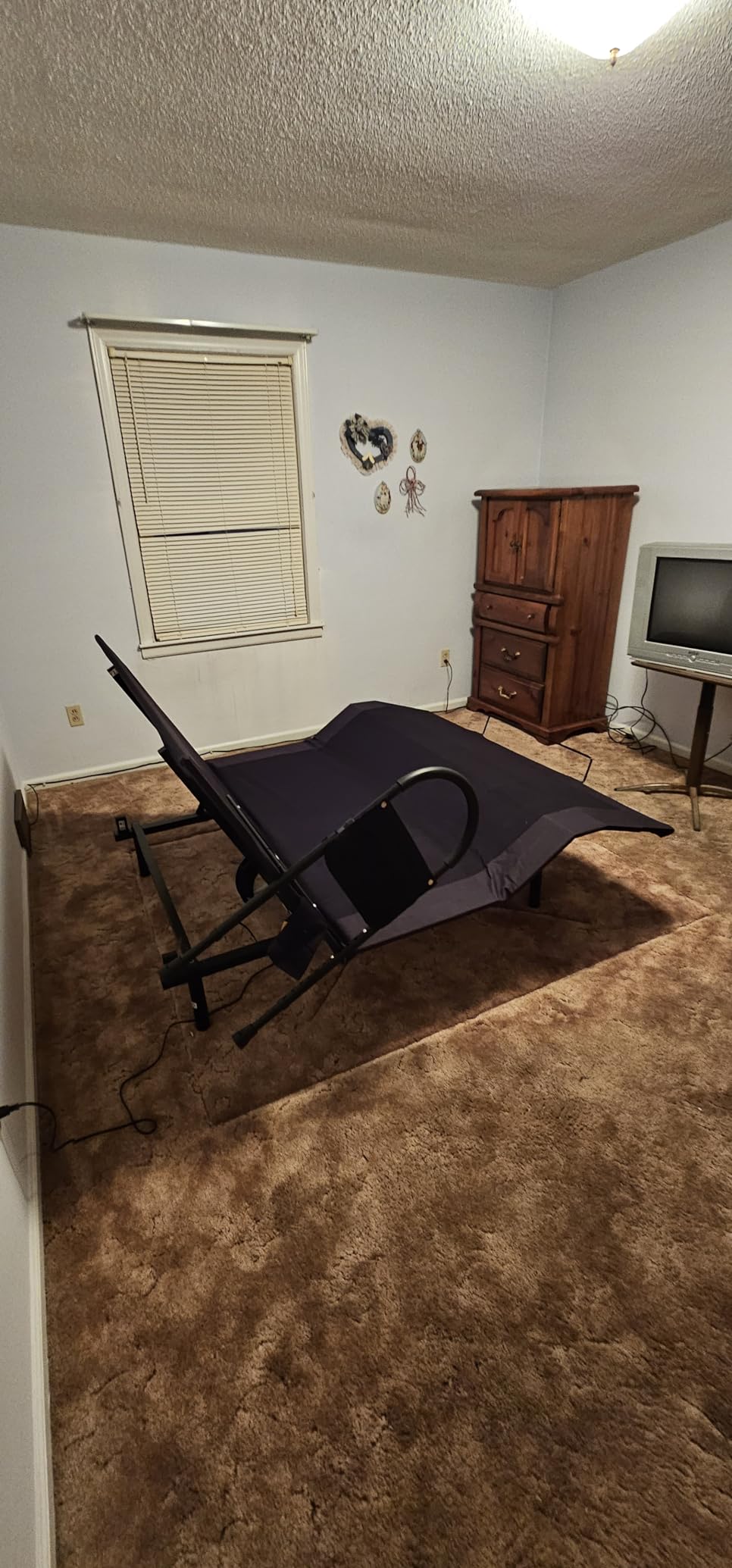 SHA CERLIN Electric Adjustable Queen Size Bed Base customer photo 1