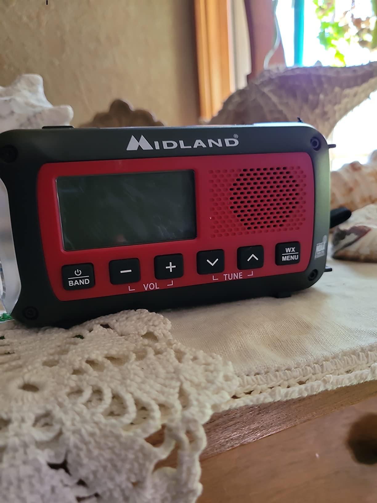 Midland ER40 Emergency Crank Weather Alert Radio with Flashlight customer photo 1