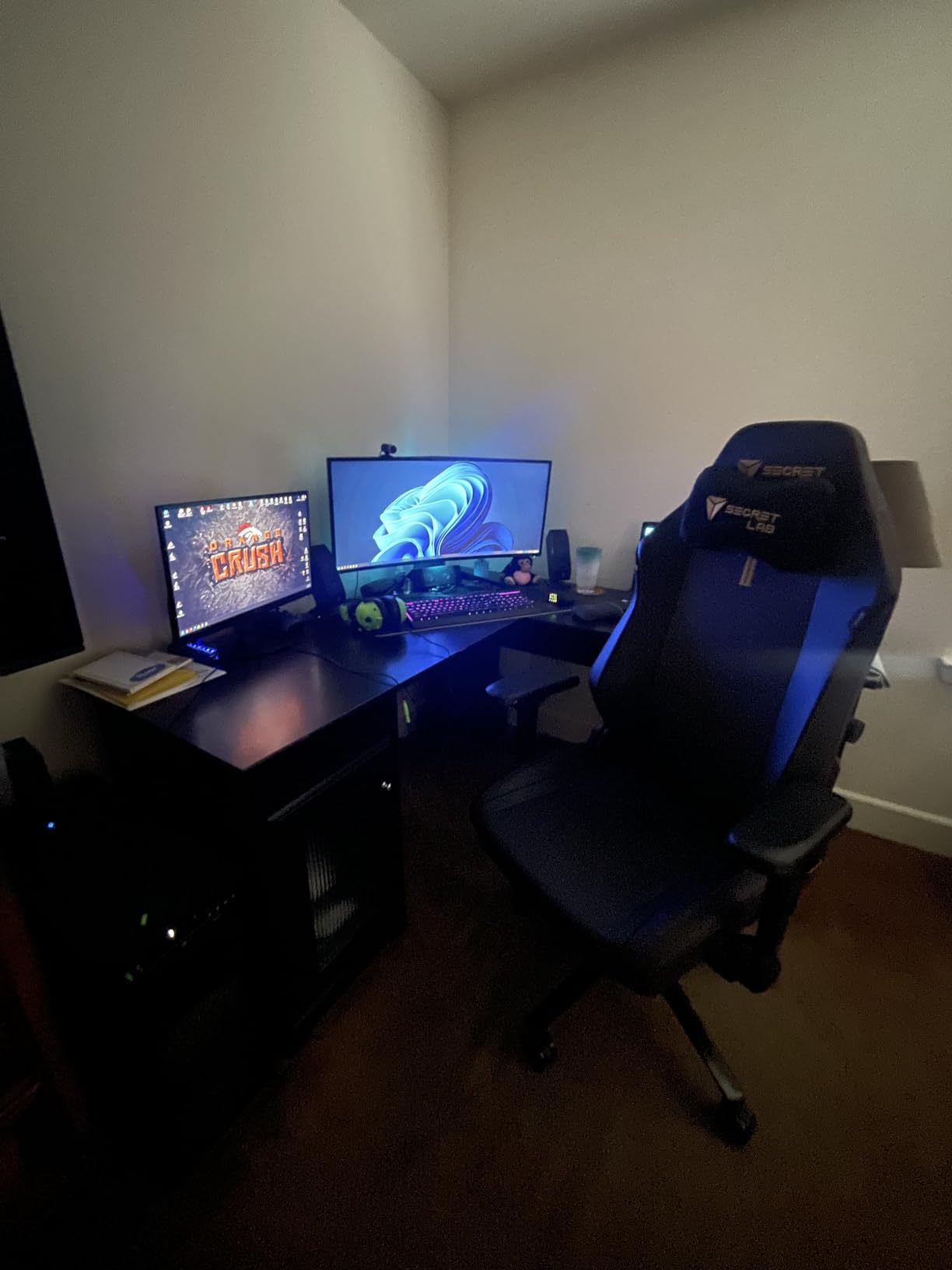 Secretlab Titan Evo XL Stealth Gaming Chair - Leatherette, Black, Ergonomic customer photo 2