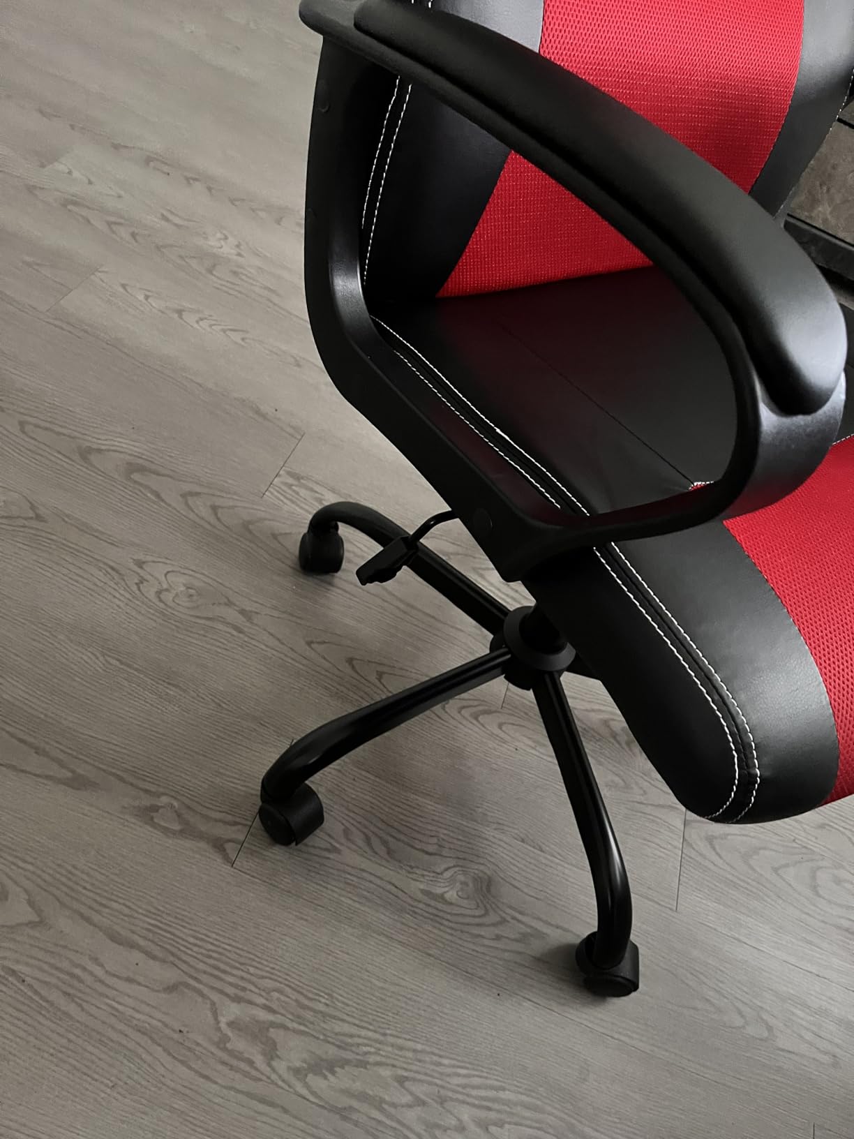 Gaming Chair PC Computer Chair Office Chair for Adult Teen Kids, Ergonomic PU Leather Gamer Chair with Lumbar Support High Back Adjustable Rolling Swivel Desk Chair, Black customer photo 2