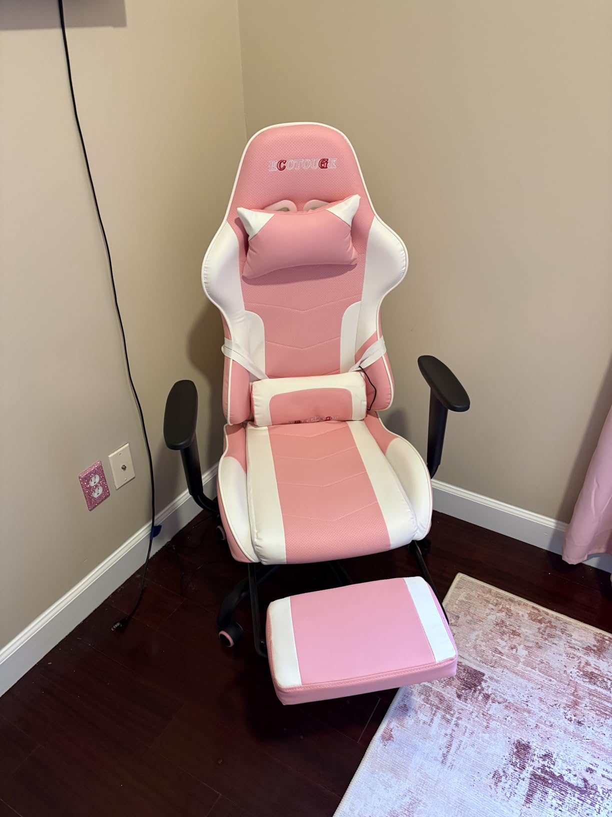 ECOTOUGE Pink-White Ergonomic High Back PC Gaming Chair with Footrest customer photo 1