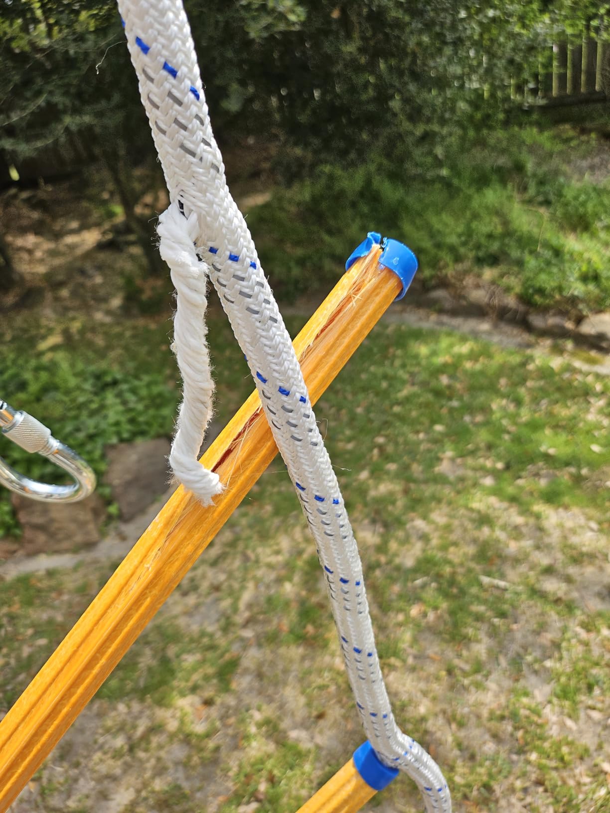 Rope Ladder,13 Feet Emergency Fire Escape Ladders Flame Resistant Safety Rope Ladder with Hooks,Fast to Deploy Sturdy and Strong Portable and Reusable 2 Story,Weight Capacity up to 2000 Pounds customer photo 2