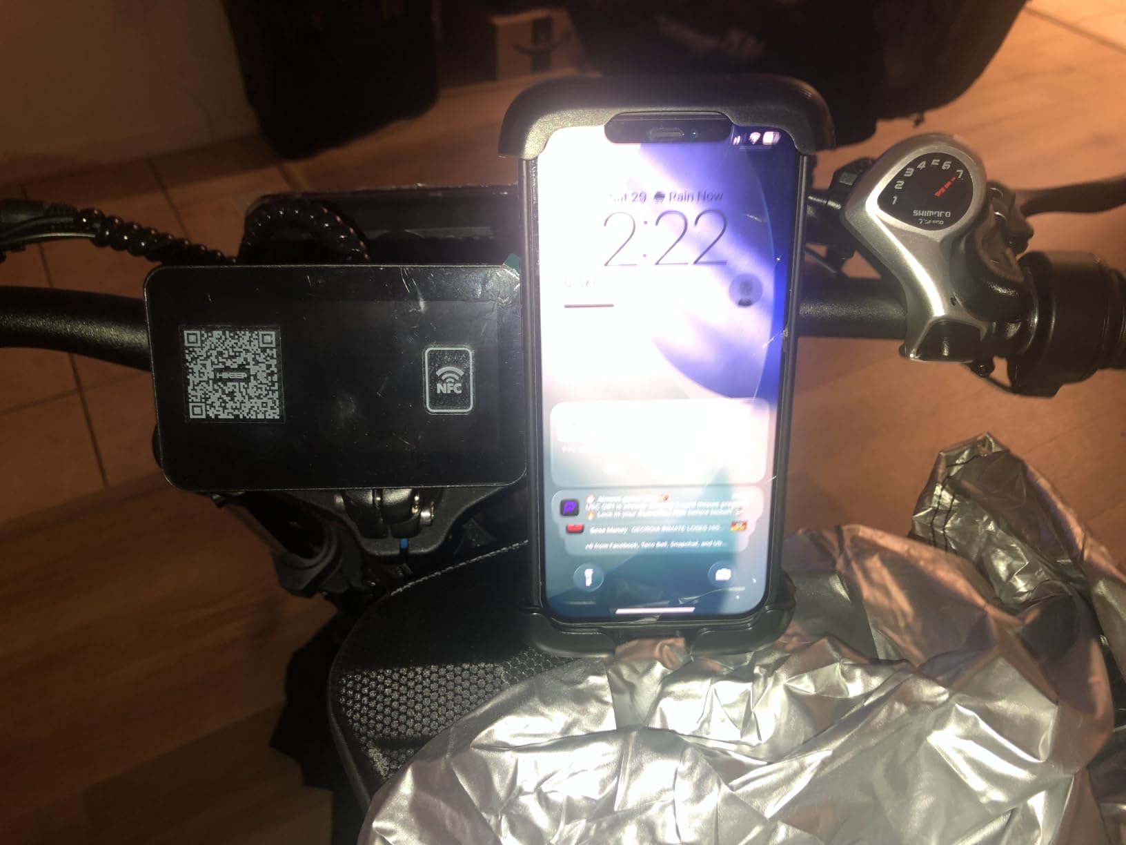 LISEN Bike Phone Holder, [Super Easy Install] Motorcycle Phone Mount Ebike Accessories Bicycle Handlebar Holder Mount Gifts for Adults Kids Men Mountain Mini Bike Scooter Gear Accessories, Black customer photo 1