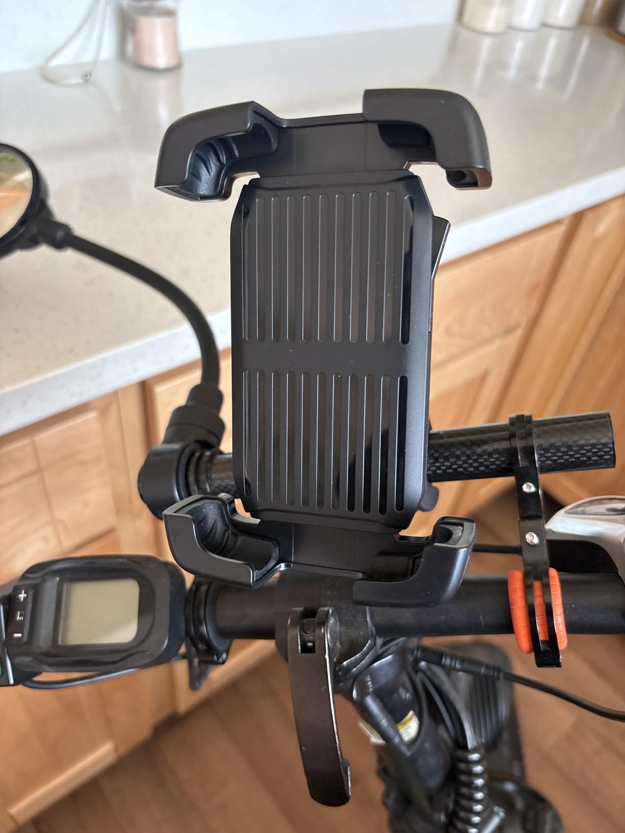 Pnitri 2026 New Upgraded Bike Phone Holder Handlebar - 1S Quick Install, Motorcycle Phone Mount, Bicycle Phone Holder fit Large Phone Case for iPhone Samsung, Dirt Scooter Mini Bike Accessories customer photo 2