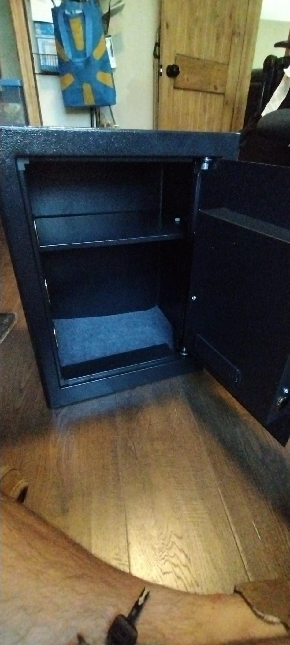 Mitlvge 23.62'' Tall Extra Large Home Safe Box, Safe with Fireproof Waterproof Document Bag, Digital Keypad and 3 Removable Steel Shelves, Security Box for Money Medicines Jewelry Valuables customer photo 2
