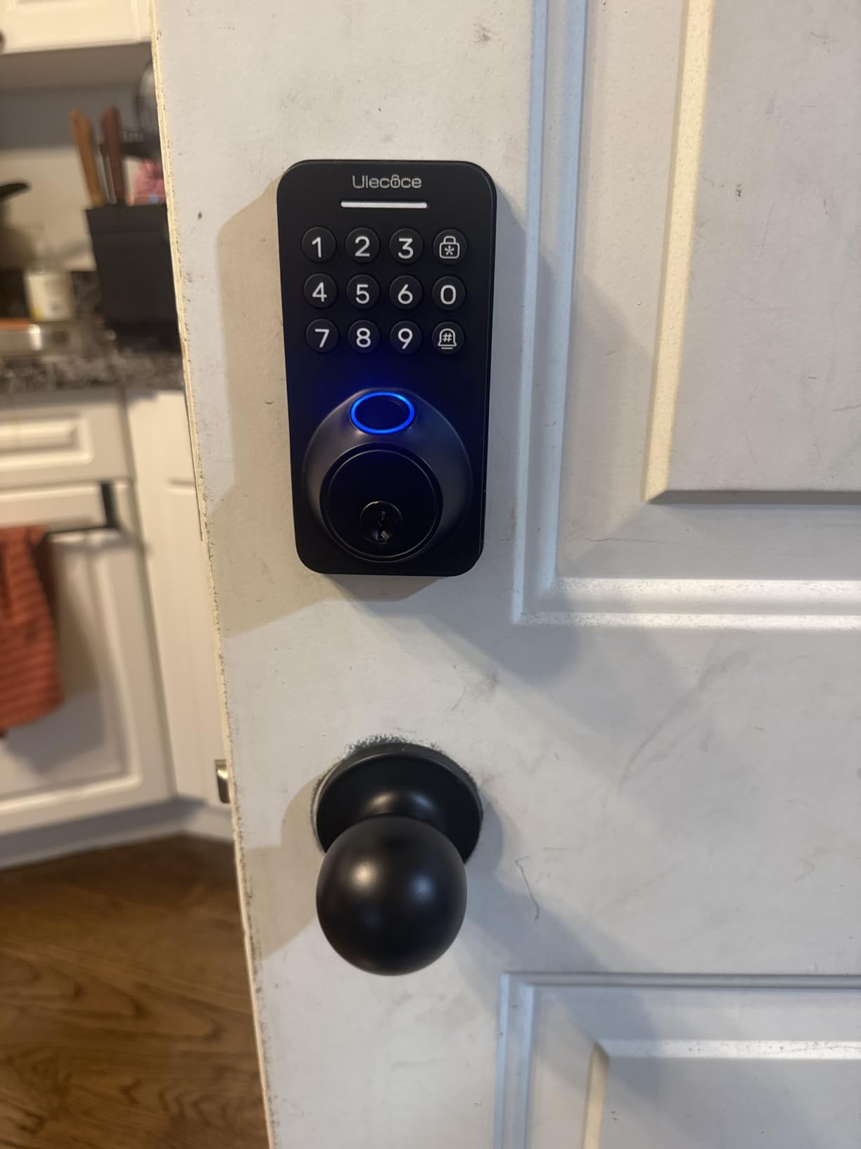 Ulecoce Fingerprint Keypad Deadbolt with Knob Set, Keyless Entry Door Lock with App Control, Door Locks for Front Door, Auto Lock＆One-Touch Lock, 100+ User Codes＆5 Keys, Easy Installation, Matte Black customer photo 2