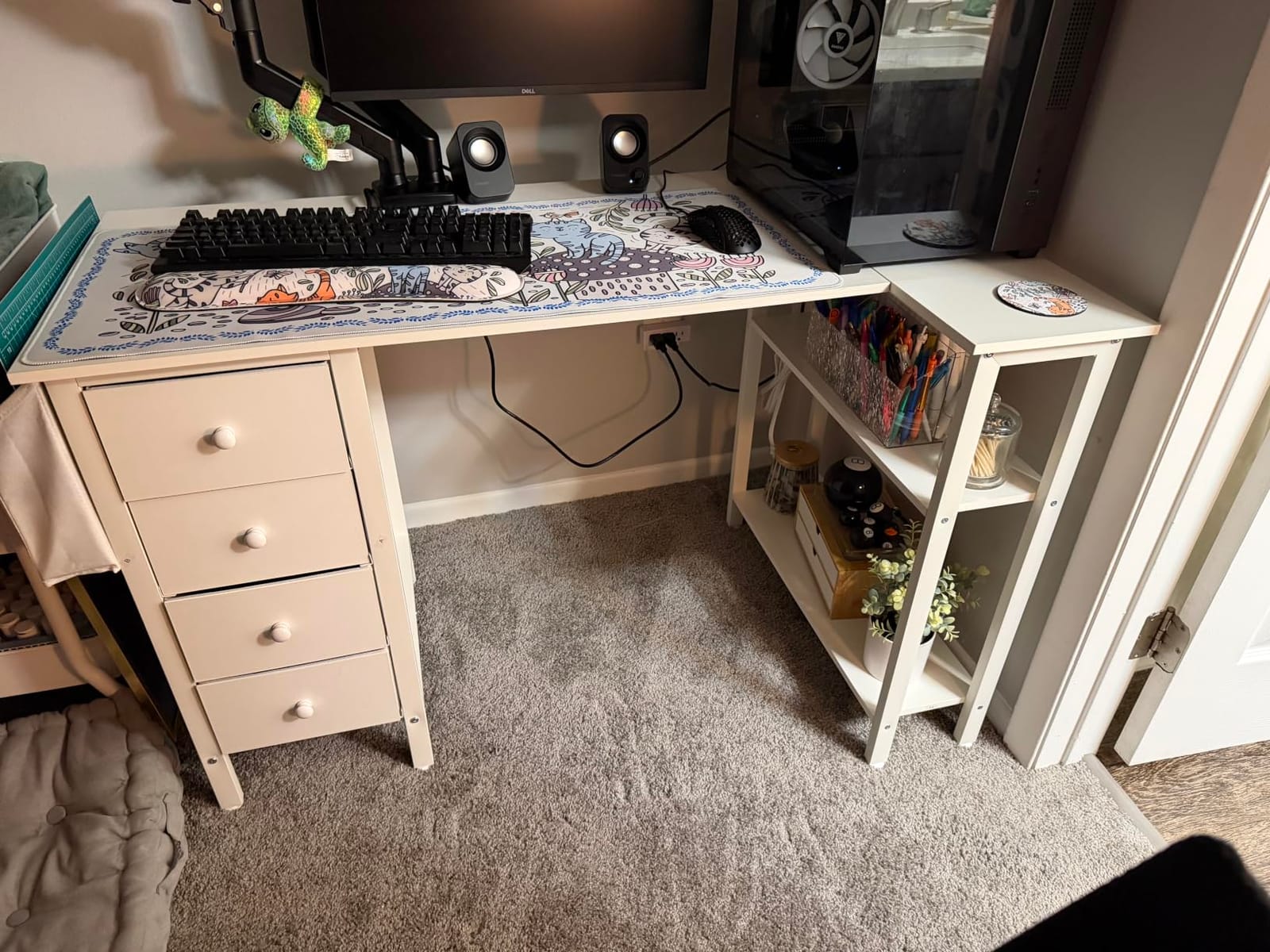 Lufeiya L Shaped Gaming Desk with Power Outlet, 47 Inch Reversible Corner Computer Desk with Drawers & Storage Shelves for Home Office Bedroom, L-Shaped Teen PC Desks with Fabric Drawer, Black customer photo 2